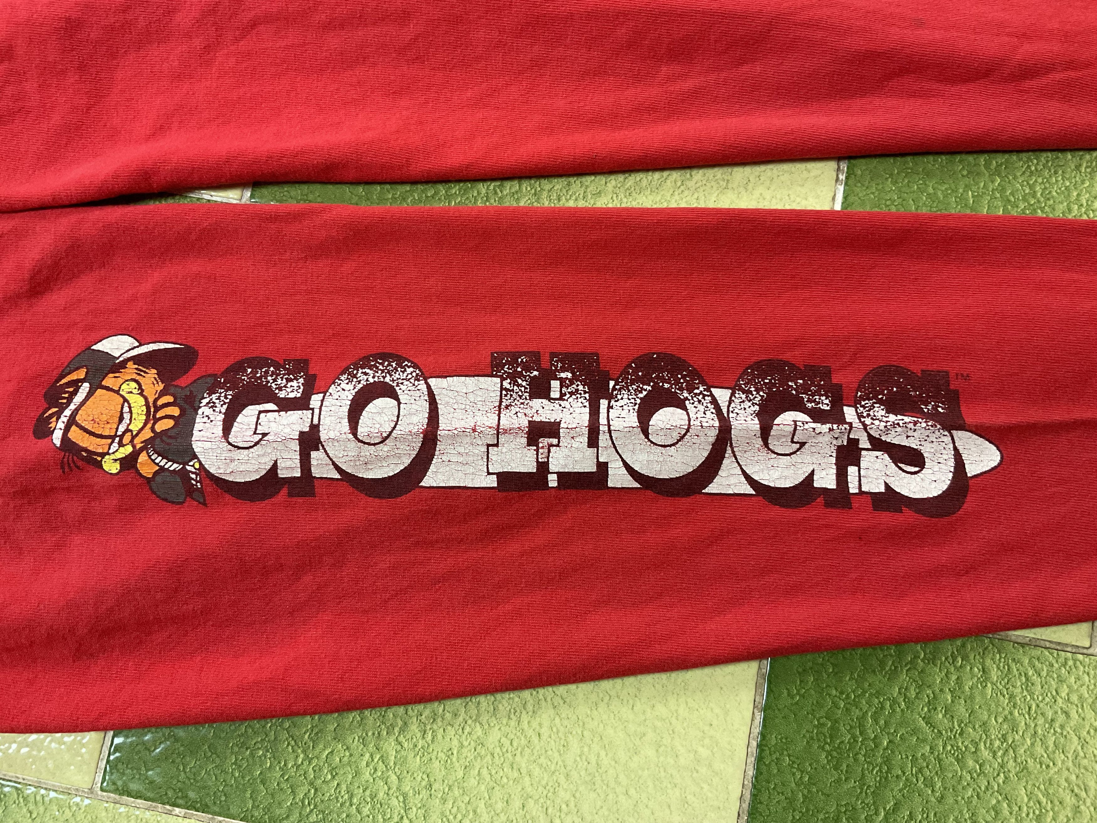 NCAA Vintage 90s Garfield Arkansas Razorbacks Football T-Shirt Size US L / EU 52-54 / 3 - 5 Thumbnail
