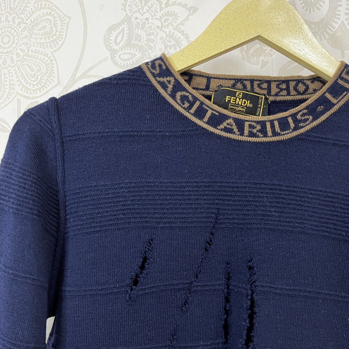 Fendi × Vintage Distressed FENDI Ripped Vintage Knitwear Sweater Size US S / EU 44-46 / 1 - 5 Thumbnail