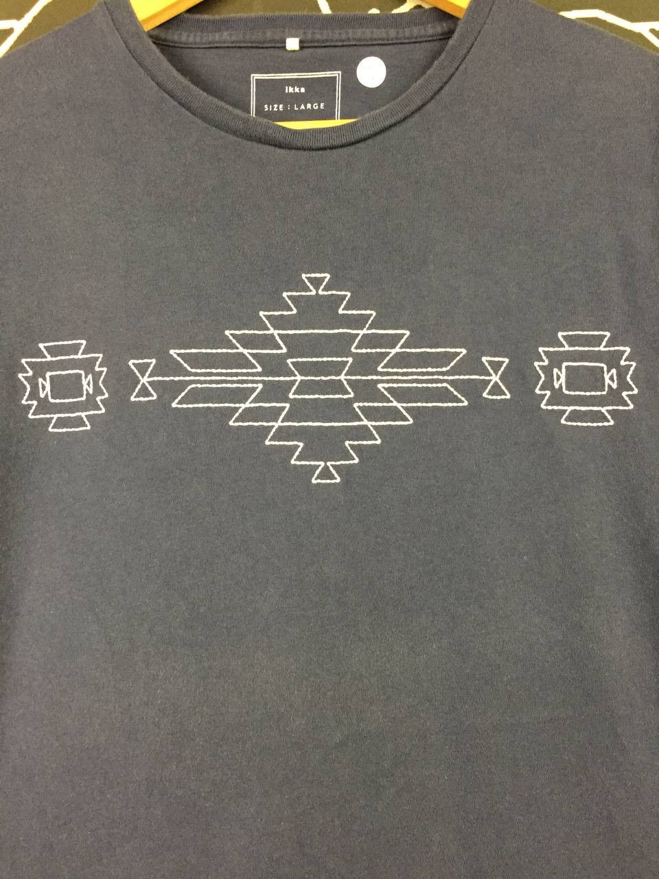 Japanese Brand IKKA Japanese Brand Navajo Aztec Style Chest Graphic Tee Size US M / EU 48-50 / 2 - 4 Thumbnail