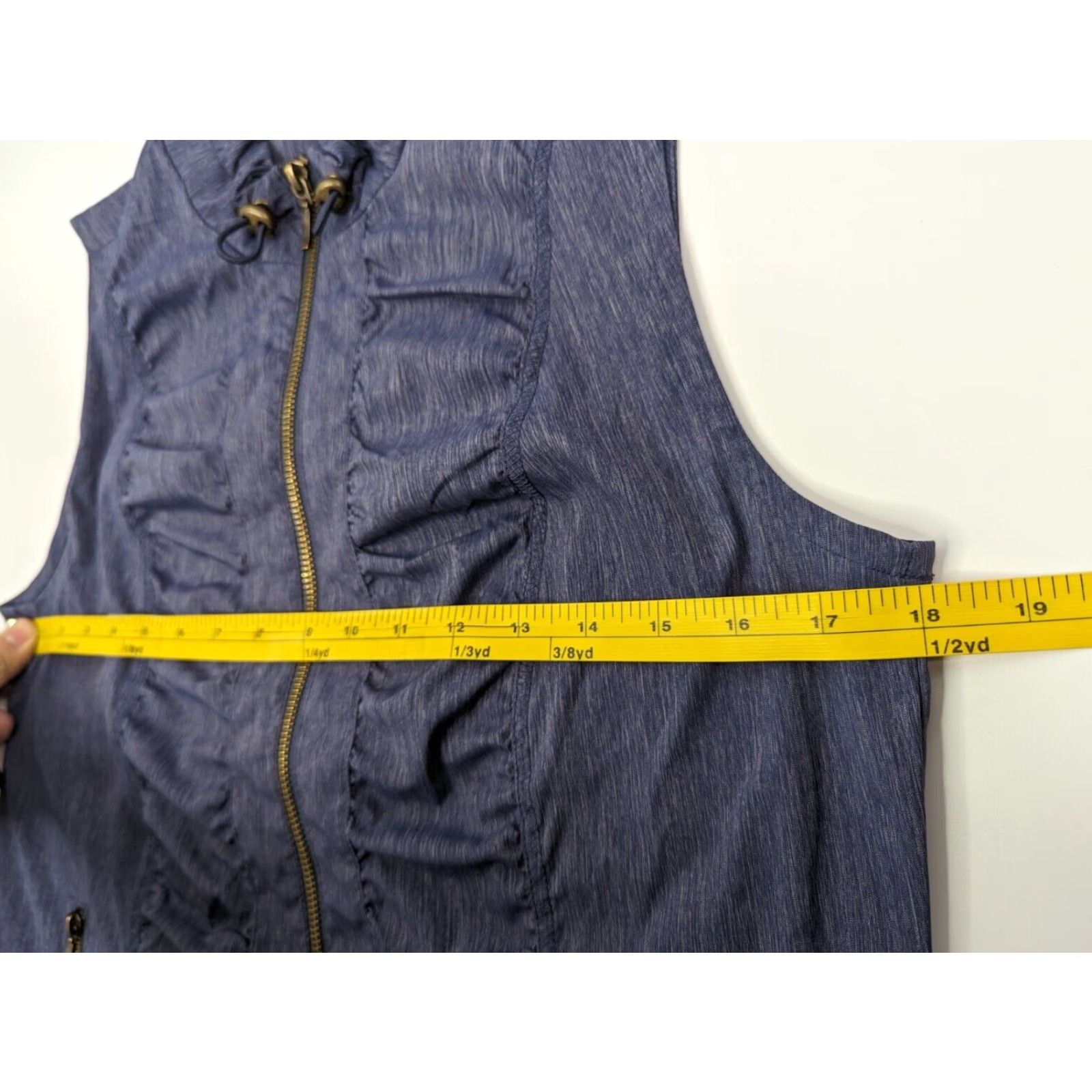 Vintage Chico's Vest Womens Size 0 DENIM NEEMA Zenergy Indigo Ruched Zip Front Pockets Casual Size XS / US 0-2 / IT 36-38 - 5 Thumbnail