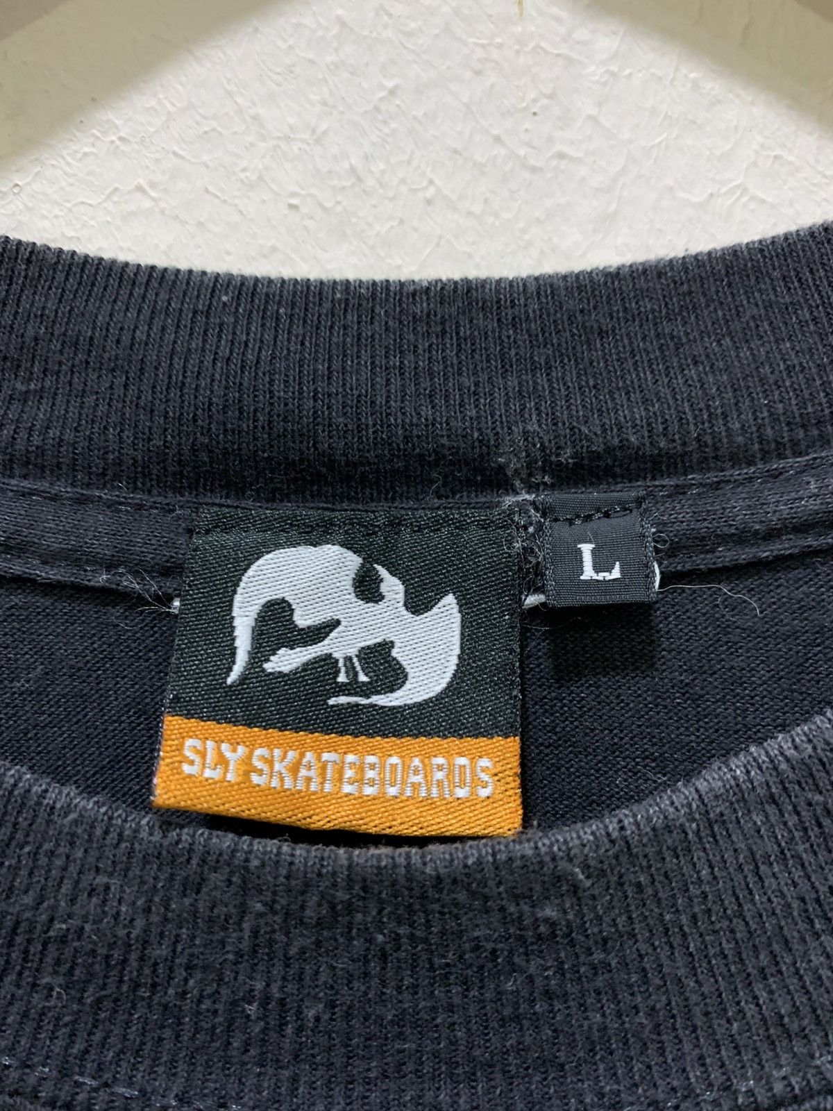 Vintage Vintage SLY SKATEBOARD Glow In The Dark Tee Size US L / EU 52-54 / 3 - 4 Thumbnail
