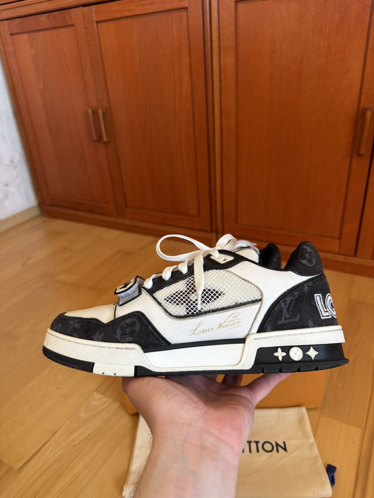 Louis Vuitton Louis Vuitton LV Trainer Velcro Strap Black Denim Size US 8 / EU 41 - 2 Thumbnail