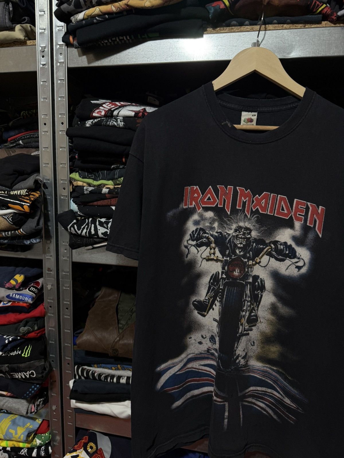 Band Tees Vintage 1999 Iron Maiden Don’t Walk Rock Band T-Shirt Y2K Size US XL / EU 56 / 4 - 3 Thumbnail