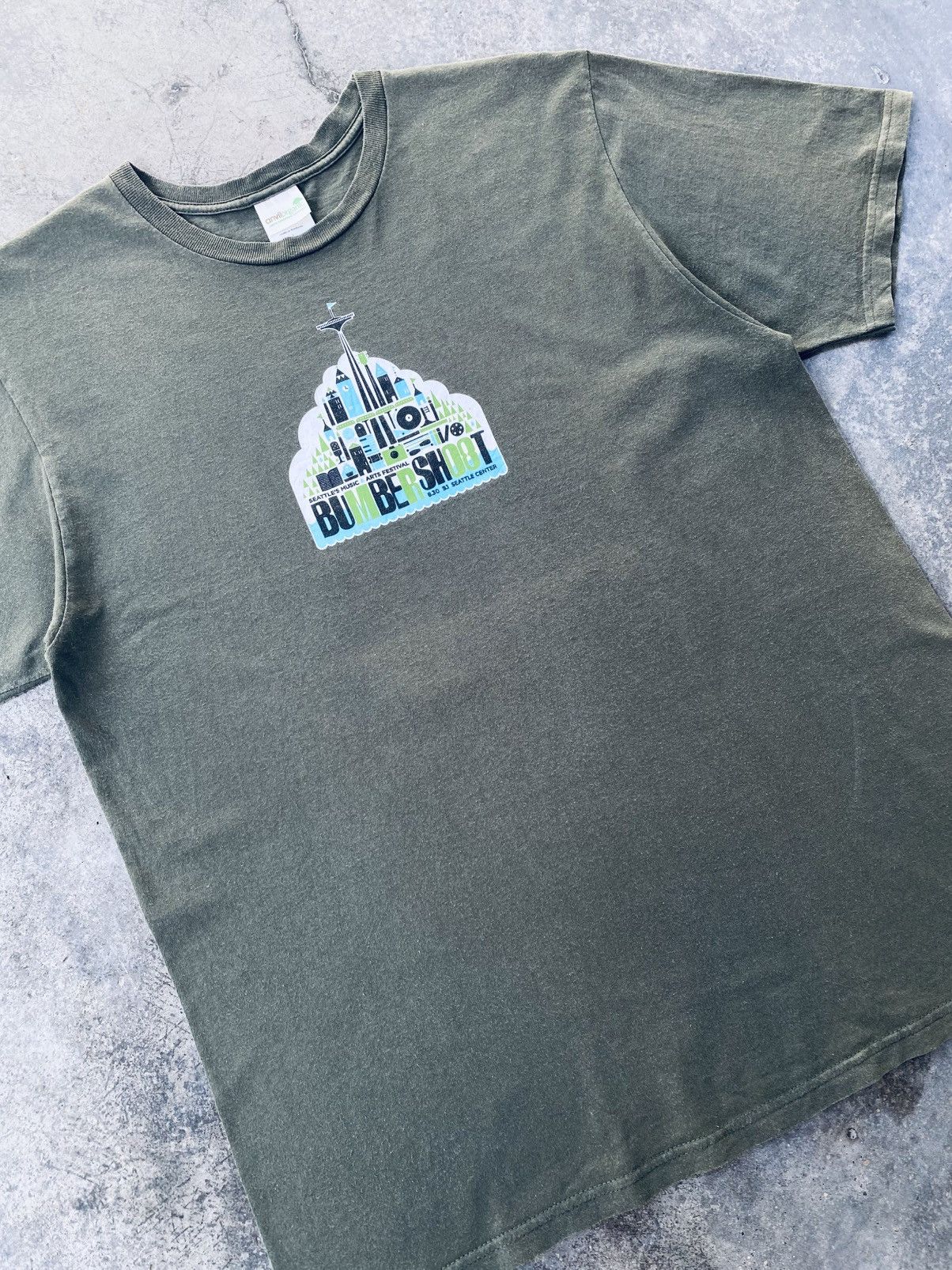 Band Tees Vintage Y2k Bumber Shoot Music Festival Band Tees Paramore Size US L / EU 52-54 / 3 - 4 Thumbnail