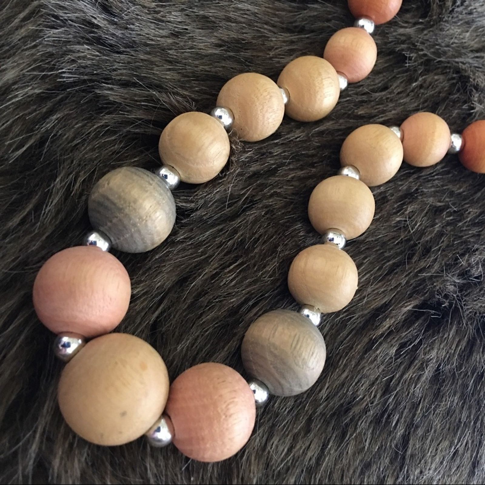 Vintage Vintage multi tone wood bead necklace Size ONE SIZE - 6 Thumbnail