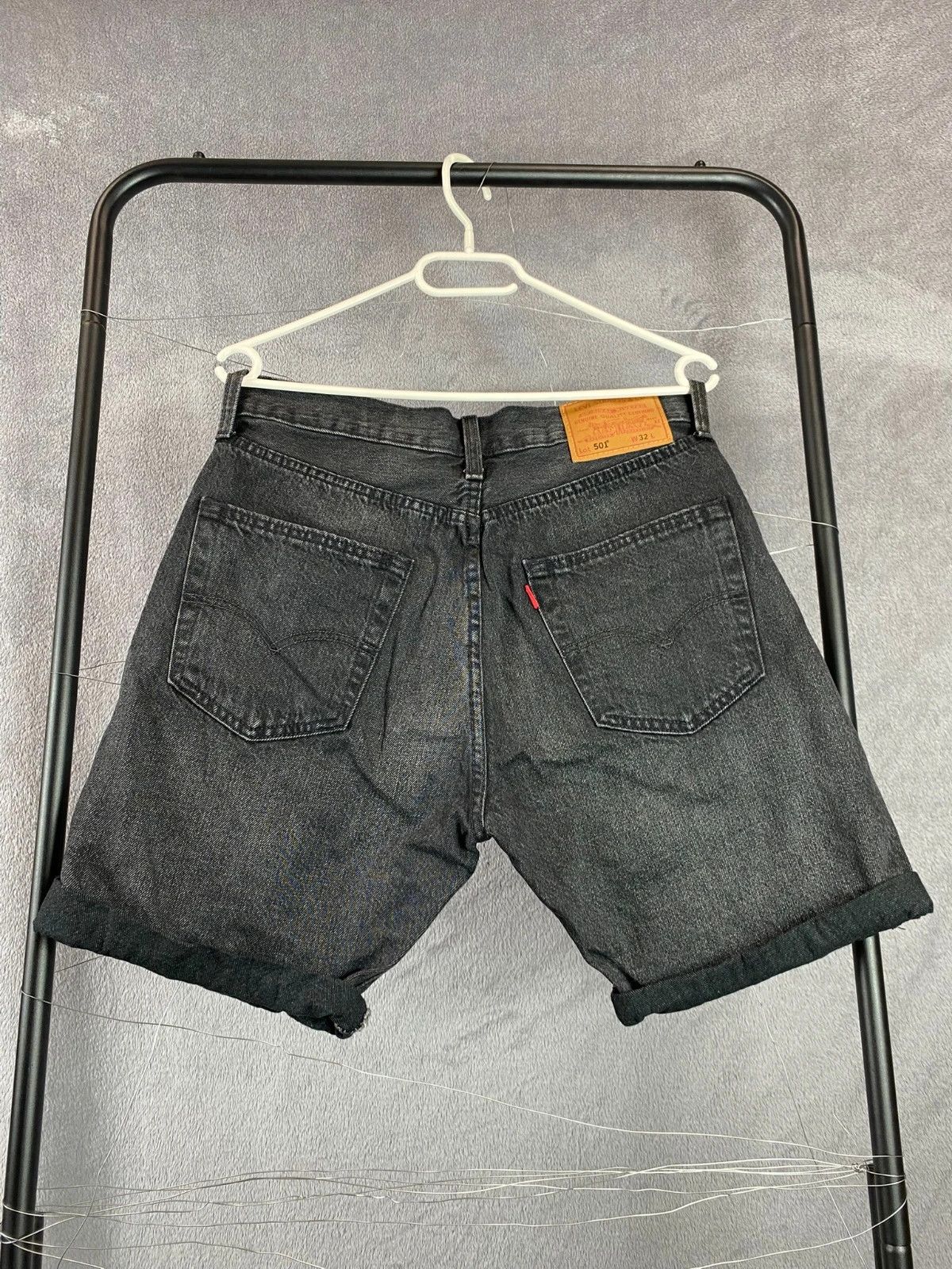 Levi's Levi’s 501 Dark Grey Denim Shorts Y2K Vintage Size US 32 / EU 48 - 2 Thumbnail