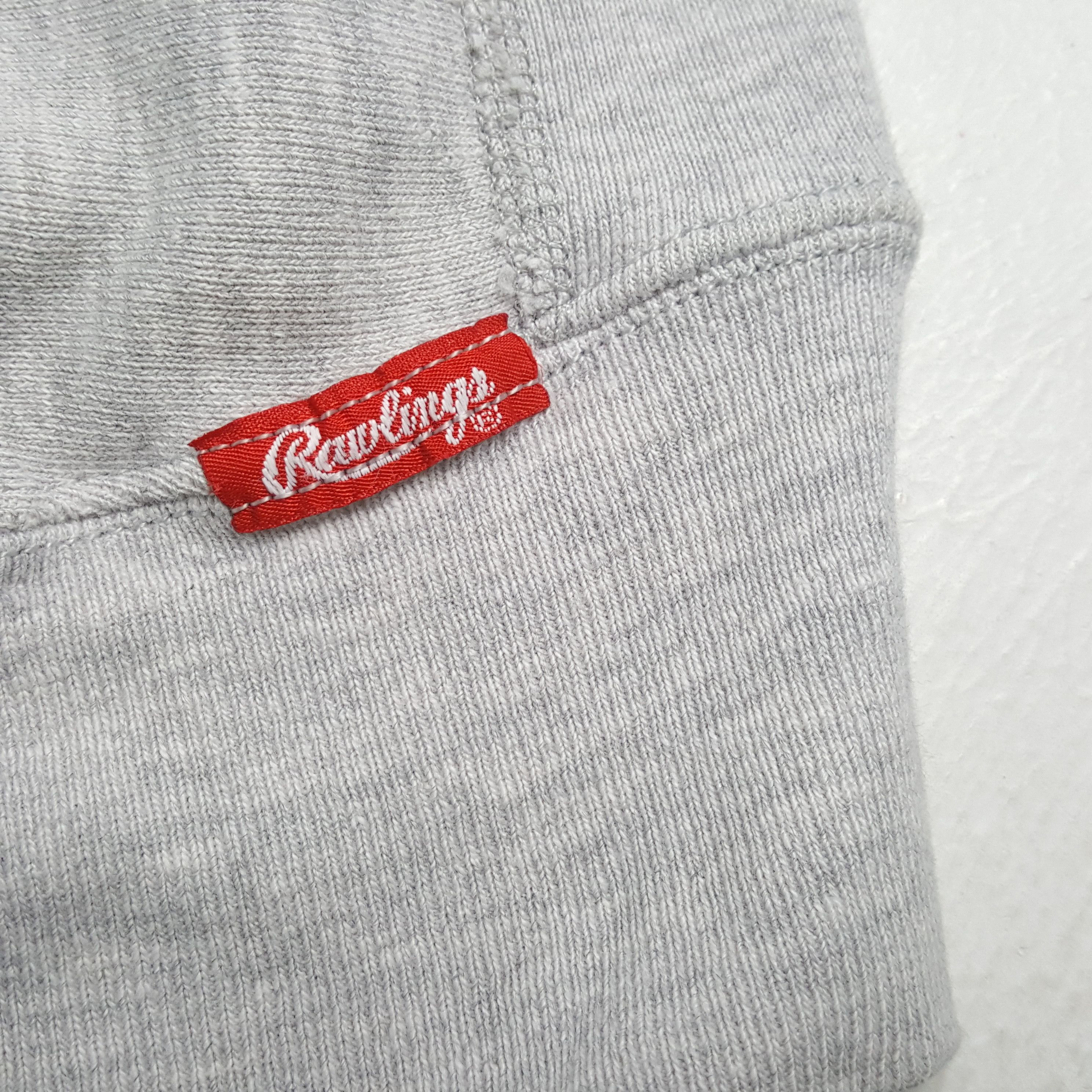 Vintage Vintage NEWTON ATHLETICS American Streetwear eSweatshirts Size US L / EU 52-54 / 3 - 6 Thumbnail