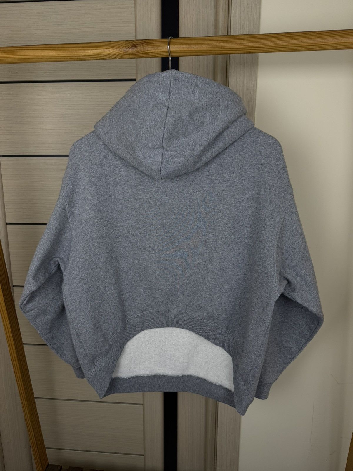 Balenciaga Balenciaga grey croped minimalist logo BB oversized hoodie Size XS / US 0-2 / IT 36-38 - 8 Thumbnail