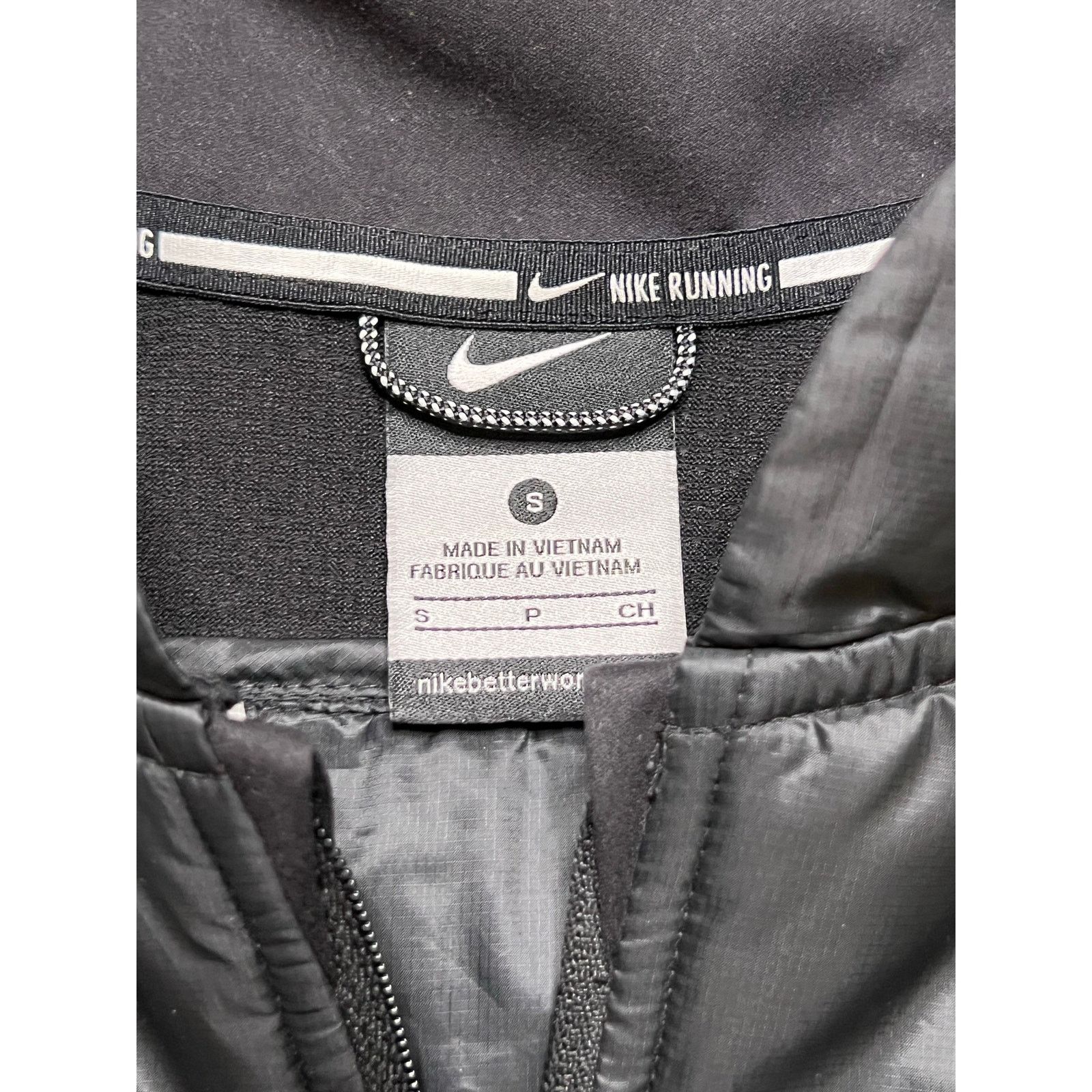 Nike NIKE POLYFILL RUNNING VEST WOMEN'S Sz Small gym workout Size S / US 4 / IT 40 - 6 Thumbnail
