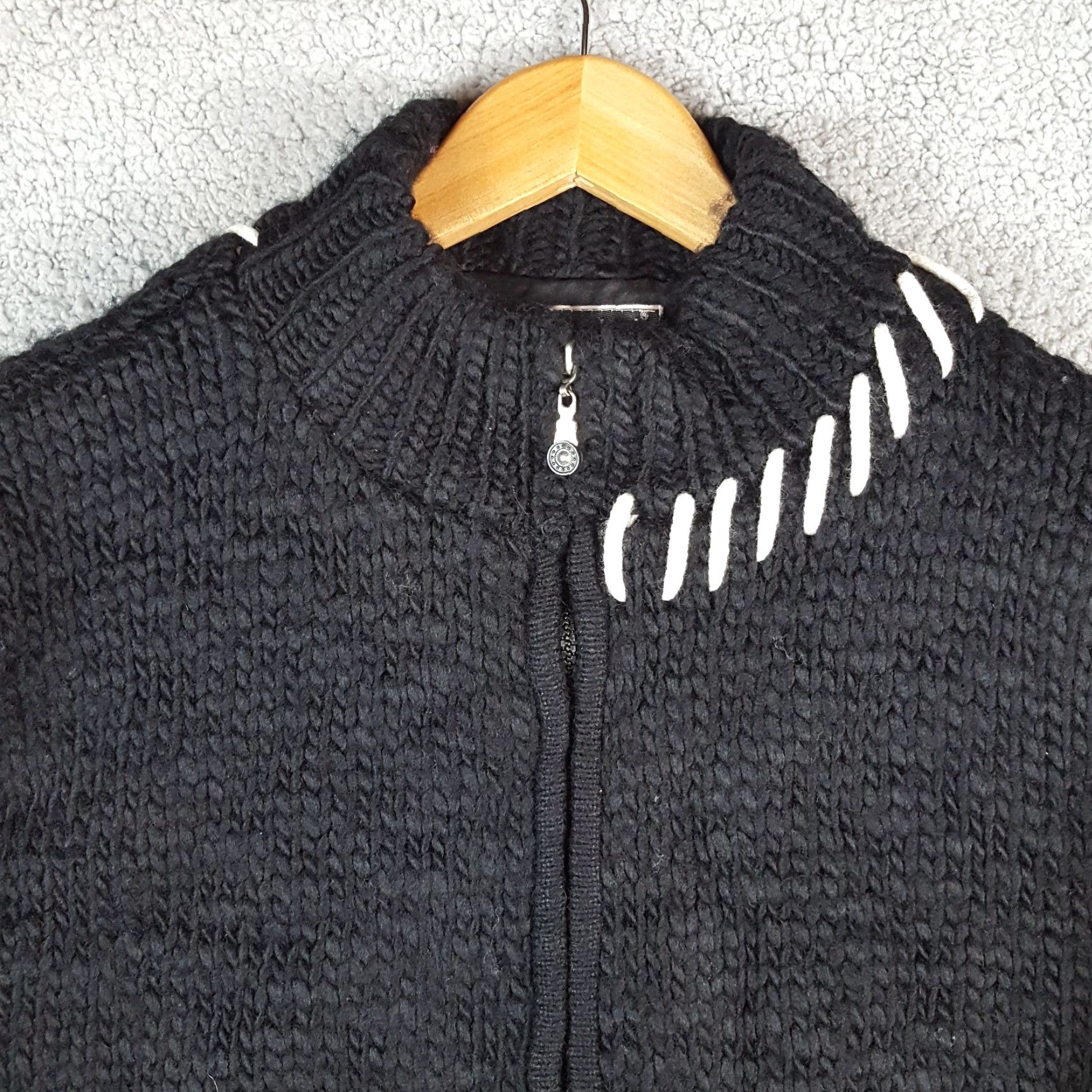 Vintage Y2K Black Wool Blend Oversized Zip Up Women's Size M Black Knit Pocket Sweater Size M / US 6-8 / IT 42-44 - 2 Thumbnail