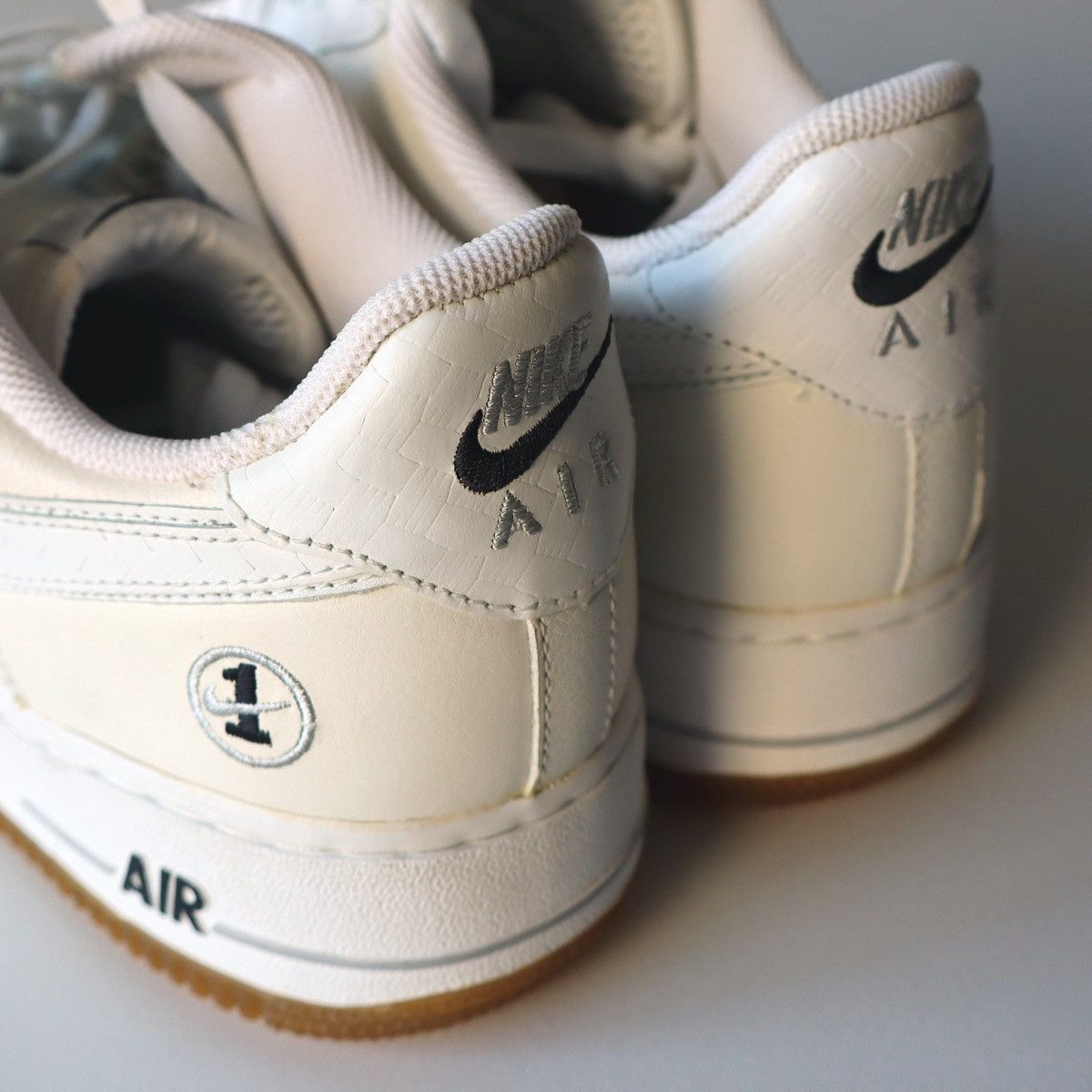 Nike 2005 Nike Air Force 1 AF1 Deadstock Brand New Size 9 Size US 9 / EU 42 - 13 Thumbnail