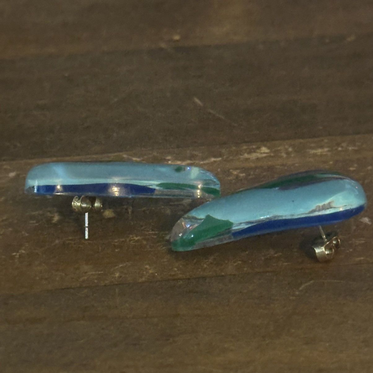 Other × Vintage Vintage Avon Waves acrylic post earrings Size ONE SIZE - 2 Thumbnail