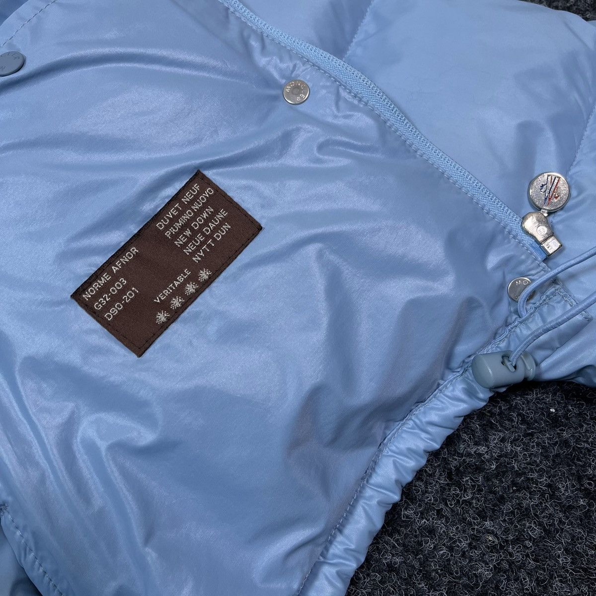 Moncler Moncler down jacket vintage Size M / US 6-8 / IT 42-44 - 12 Thumbnail