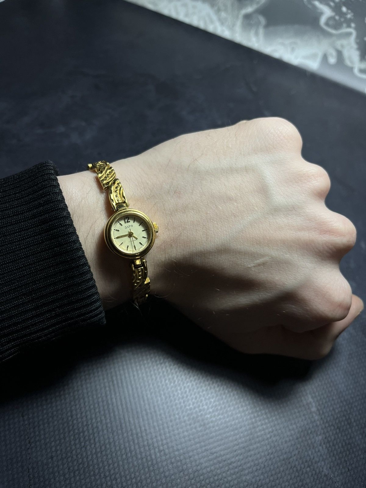 Jewelry Vintage Zarja Watch | Soviet Era Size ONE SIZE - 2 Thumbnail