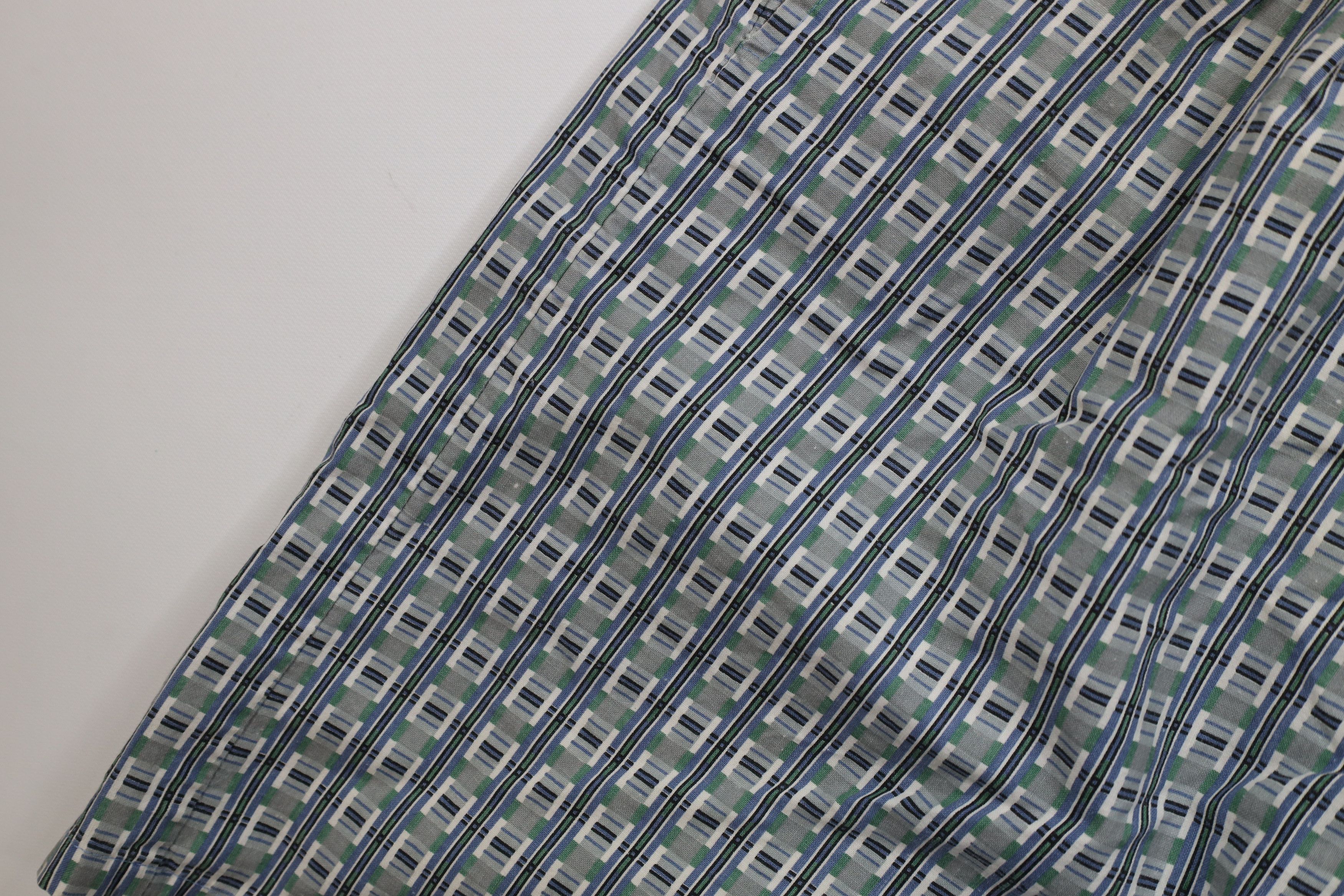 Vintage Vintage 90s Streetwear Geometric Lined Shorts Swim Trunks Size US 34 / EU 50 - 6 Thumbnail