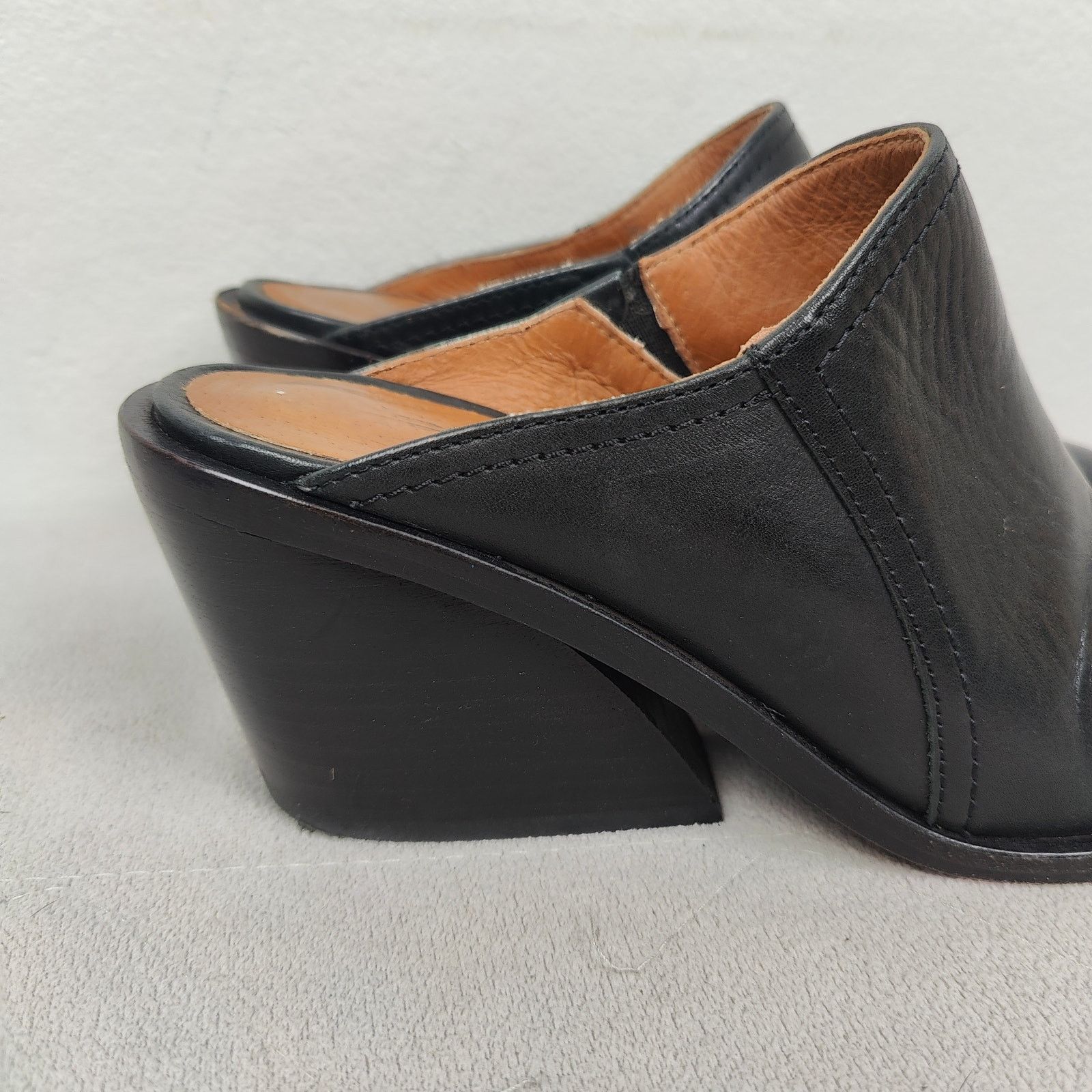Frye Frye Serena Mules Womens 8.5 Black Leather Wedge Sandals Size US 8.5 / IT 38.5 - 2 Thumbnail