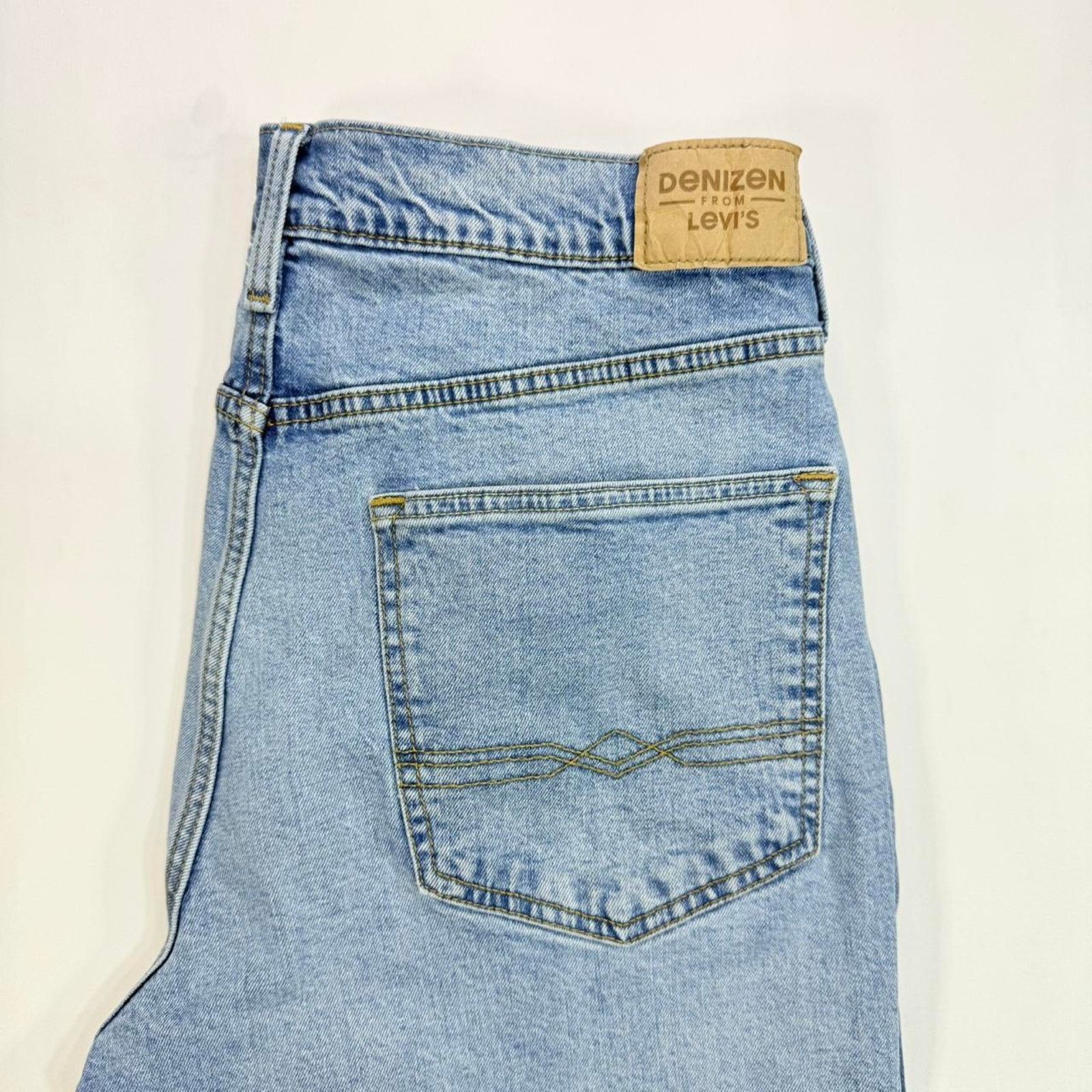 Levi's Levi’s 2011 Denizen Blue straight leg jeans W36 x L34 Size US 36 / EU 52 - 2 Thumbnail