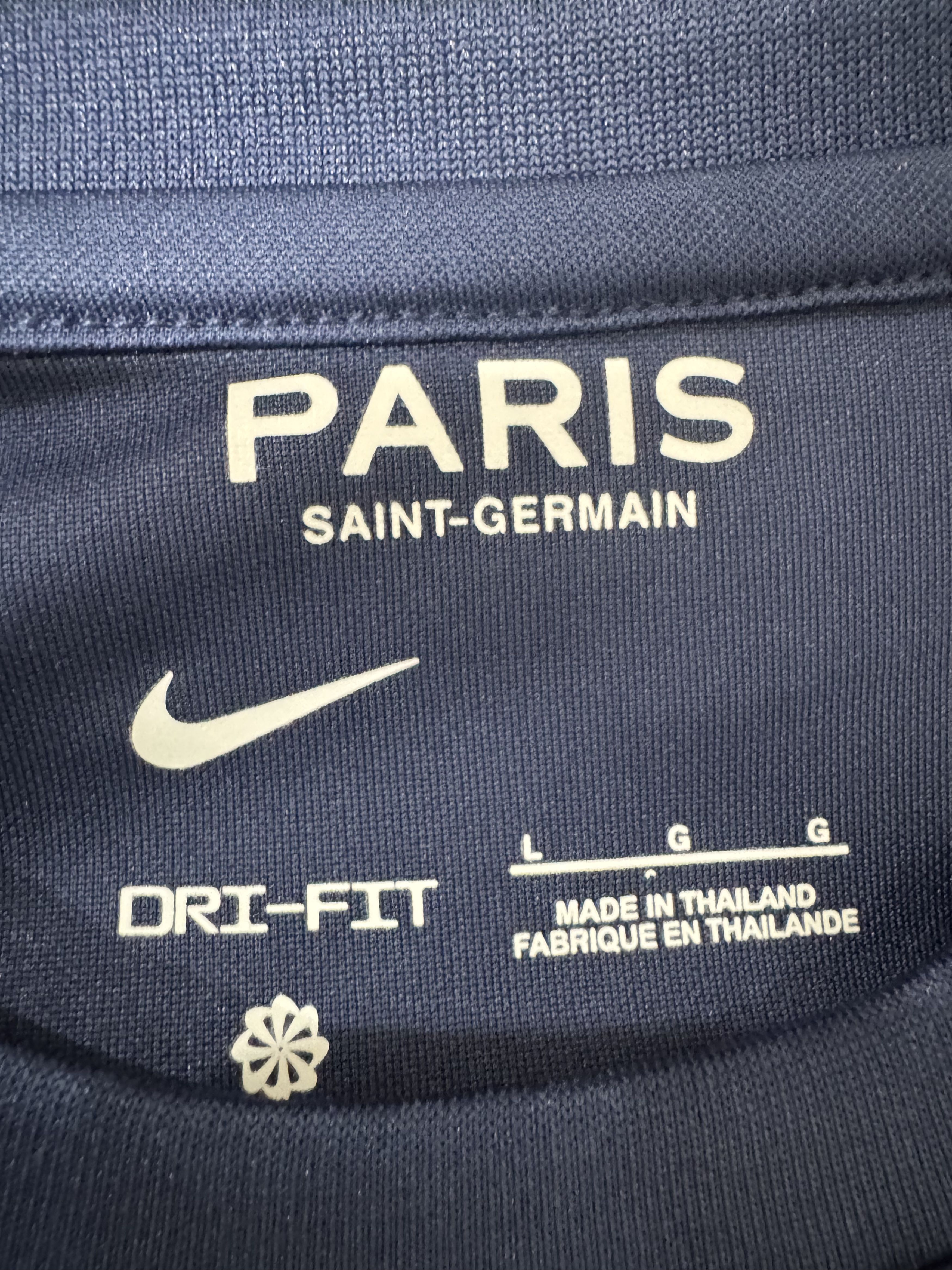 Vintage PSG PARIS SAINT GERMAIN 22-2023 NEYMAR JR JERSEY SET SIZE L Size US L / EU 52-54 / 3 - 6 Thumbnail