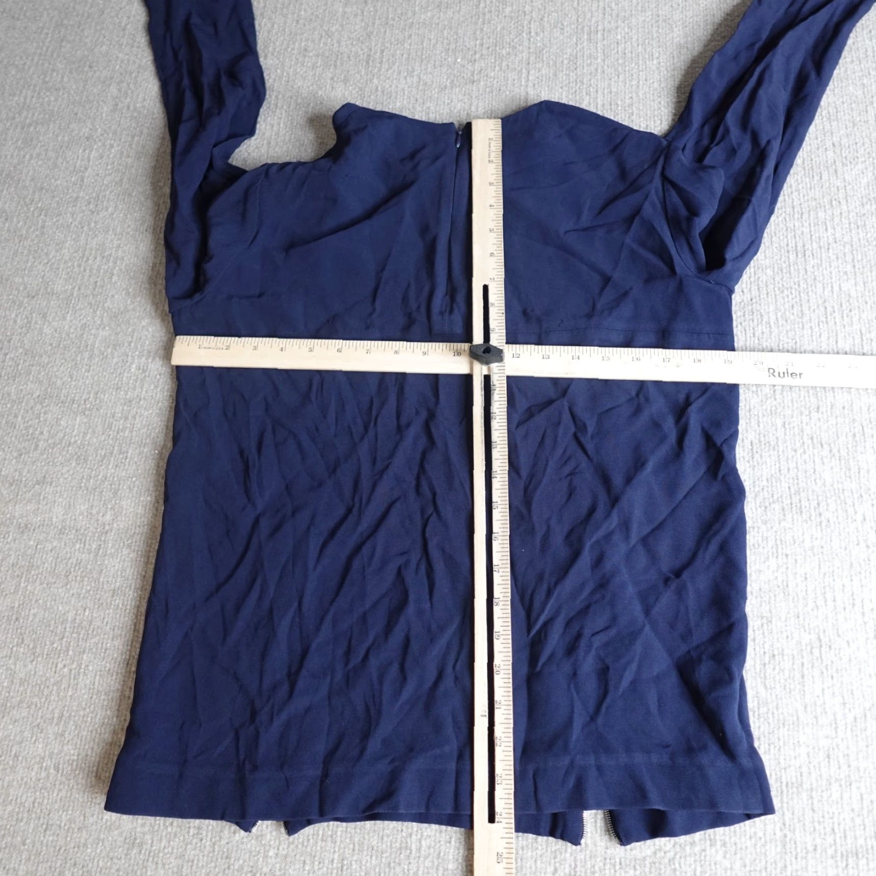 Stella McCartney Stella McCartney Womens Blouse Medium Blue Solid Long Sleeve Pullover Casual Shirt Black Label? Size M / US 6-8 / IT 42-44 - 4 Thumbnail