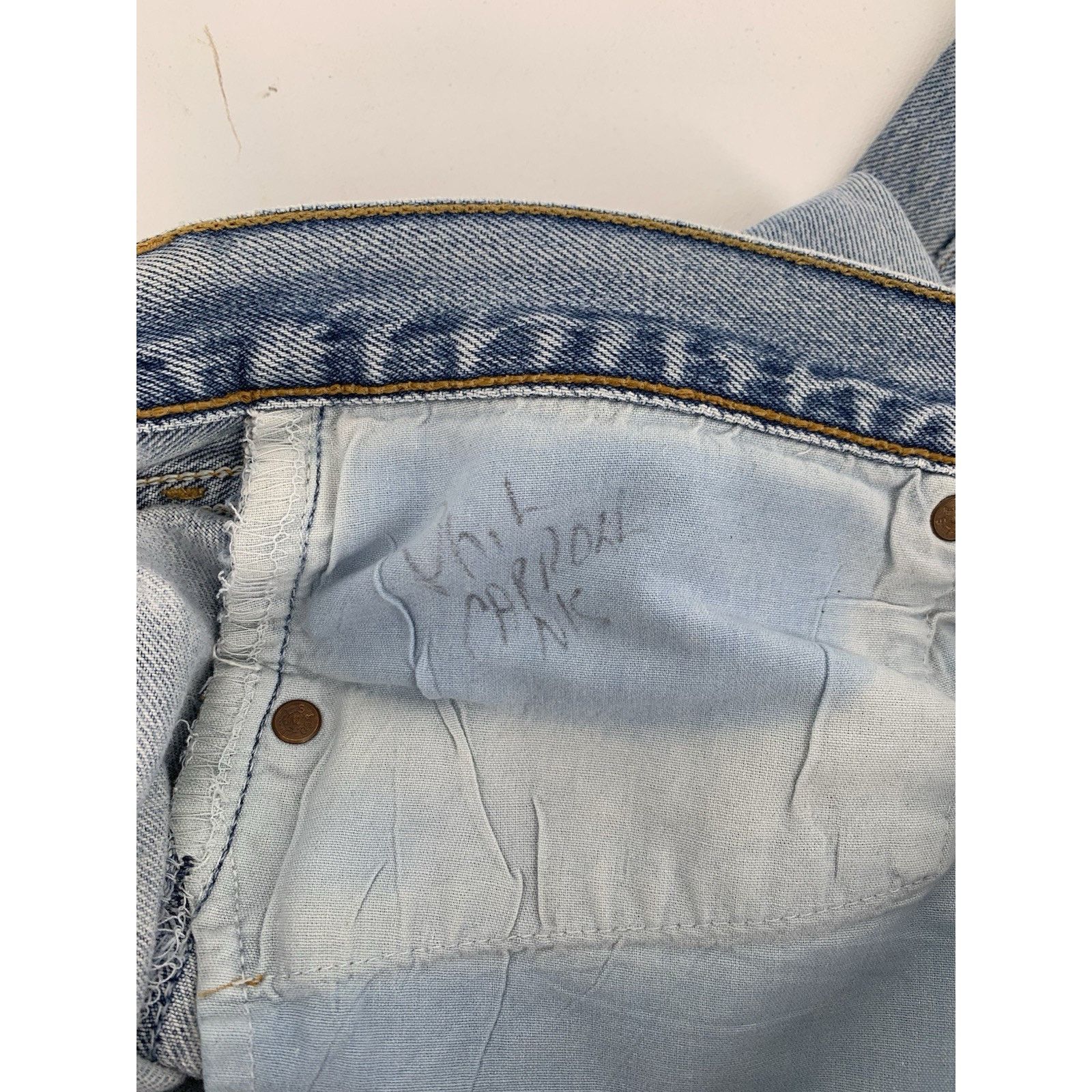 Levi's VTG Levi's 501 Button Fly 36x30" Jeans USA MADE Distressed Size US 36 / EU 52 - 7 Thumbnail