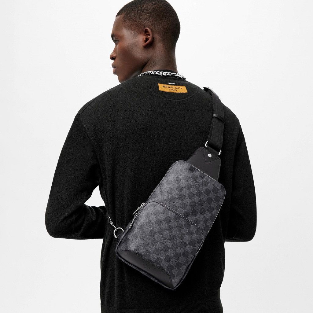 Louis Vuitton - Avenue Sling Bag in Black, Men's
