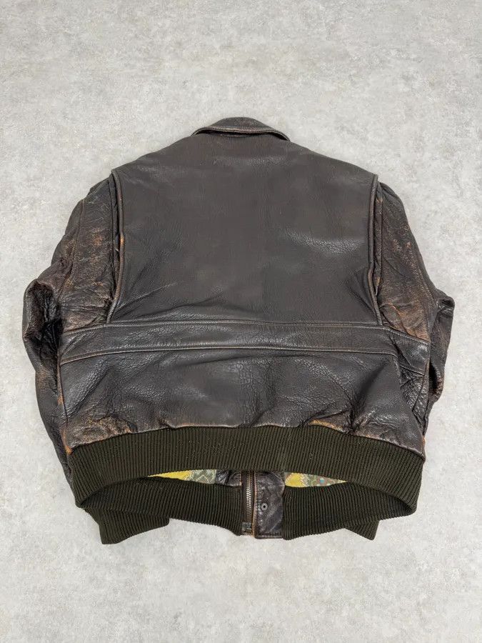 Hugo Boss 2000s Hugo Boss Aviator Brown Leather Bomber Jacket Size US L / EU 52-54 / 3 - 7 Thumbnail