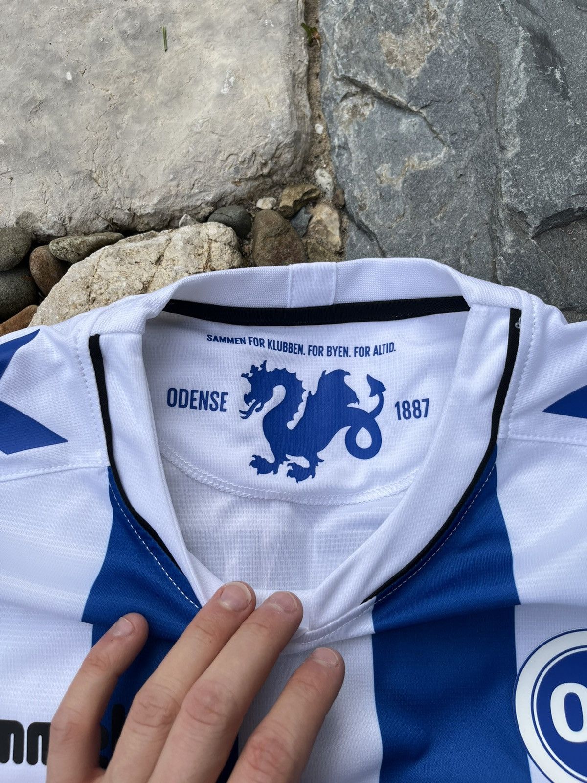 Hummel Hummel soccer jersey Odense 2018 Denmark striped tee Albani Size US L / EU 52-54 / 3 - 16 Thumbnail