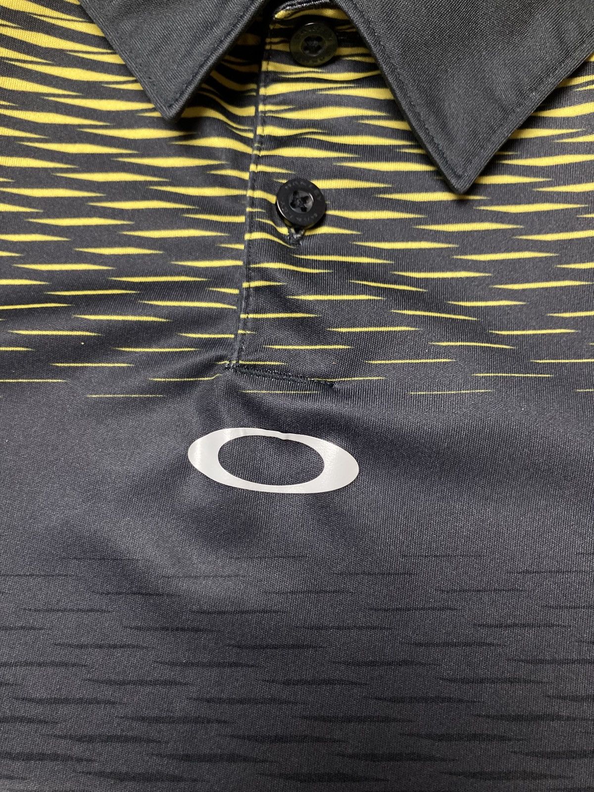 Oakley × Vintage Vintage Oakley Polo T-Shirt Size US M / EU 48-50 / 2 - 5 Thumbnail