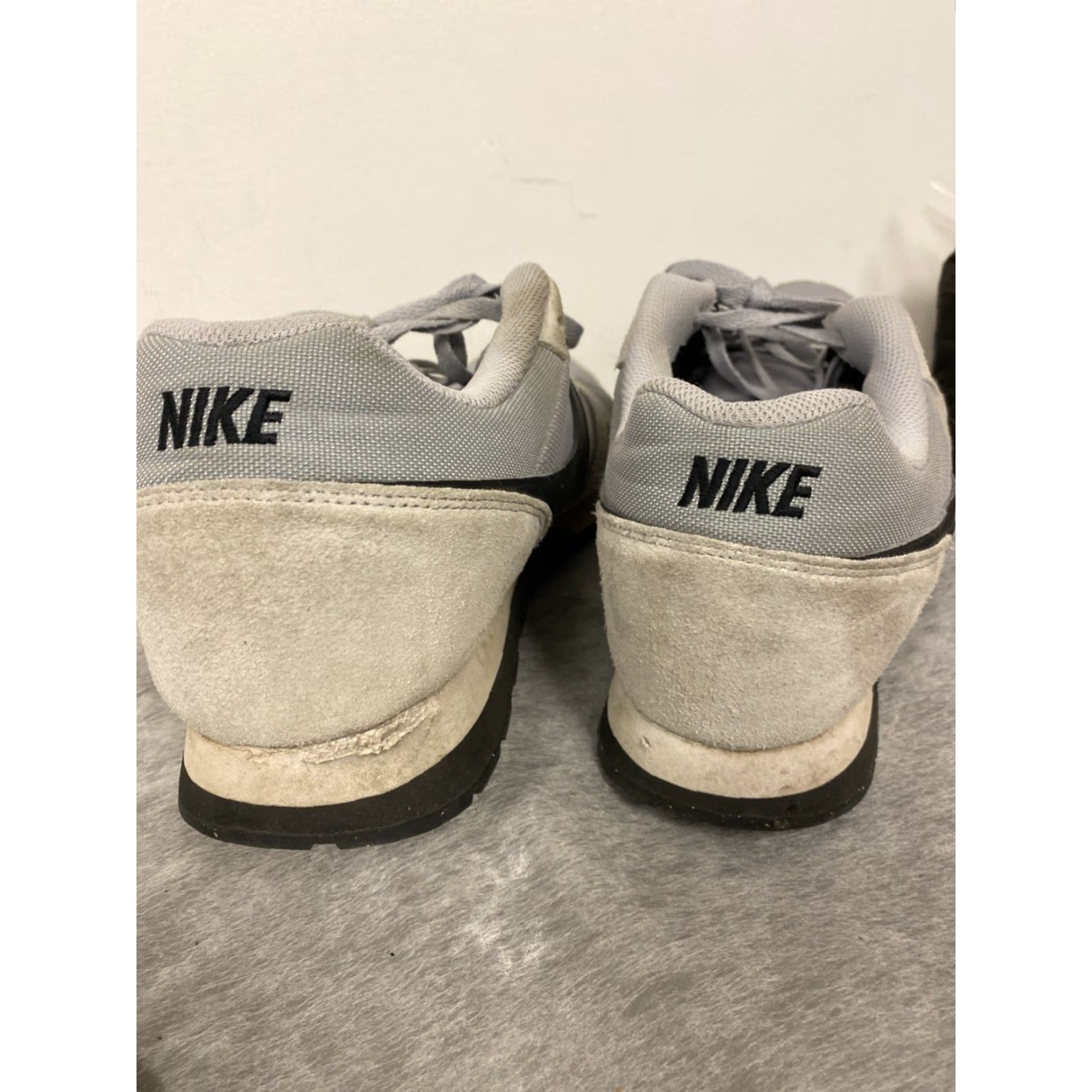 Nike Nike MD Runner 2 Wolf Grey Men’s Size 12 Gray 749794-001 /0079 Wolf Grey/Black/White Sneaker Mens Athletic Nike MD Runner 2 Size US 11 / EU 44 - 3 Thumbnail