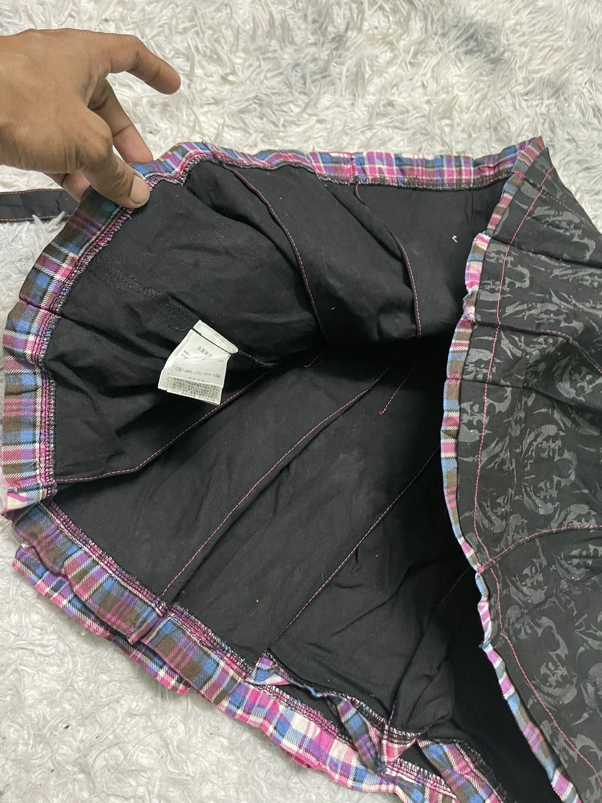 If Six Was Nine 2000s PUNK STYLE SKIRT FULL PRINT BRAND DOUBLE H Size 29" - 9 Thumbnail
