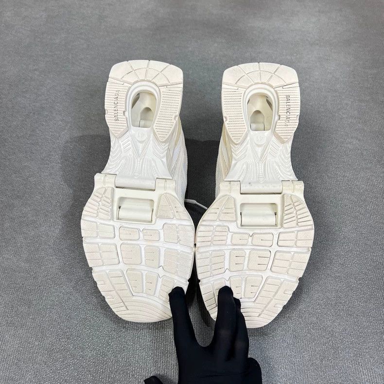Balenciaga Balenciaga White Xpander Dad Sneakers Size 41-2505 Size US 8 / EU 41 - 9 Thumbnail