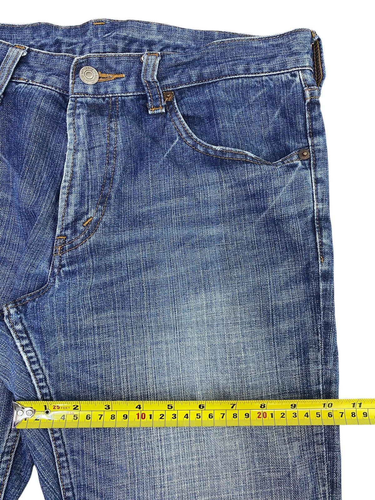 Japanese Brand Japanese Brand Light Blue Wash Whiskered Style Flare Jeans Size US 32 / EU 48 - 7 Thumbnail