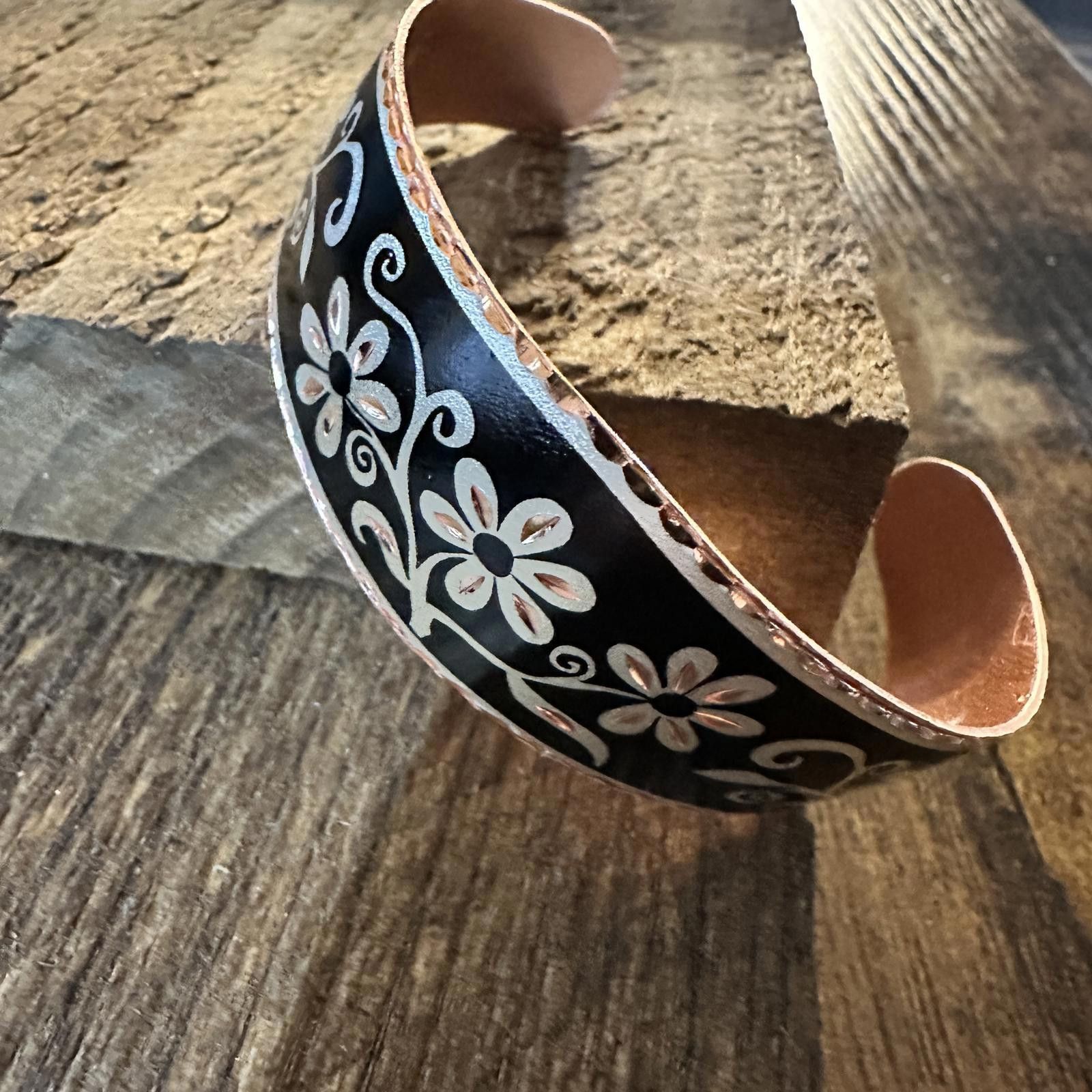 Other Handcrafted Diamond Cut Black Floral Design Copper Cuff Brac Size ONE SIZE - 6 Thumbnail