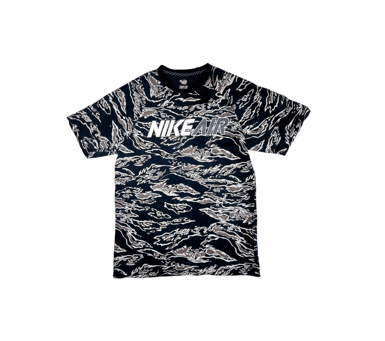 Nike × Vintage Vintage Nike Camo T-shirt Size US S / EU 44-46 / 1 - 1 Thumbnail