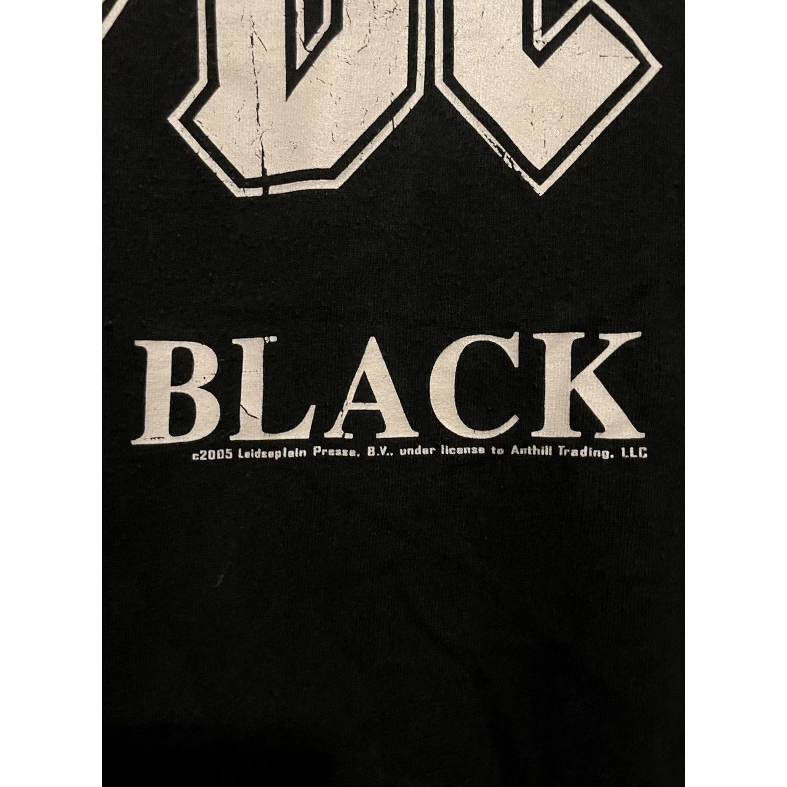 Vintage VINTAGE AC/DC Back In Black Shirt XL Men Long Sleeve Black Cotton Graphic Print 2005 Alstyle Apparel & Activewear Mens XL Size US XL / EU 56 / 4 - 3 Thumbnail