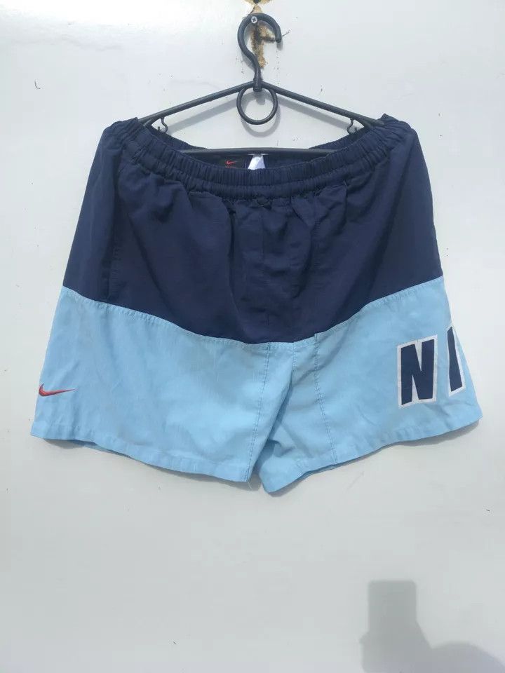 Nike nike vintage shorts size XL Size US 28 / EU 44 - 5 Thumbnail