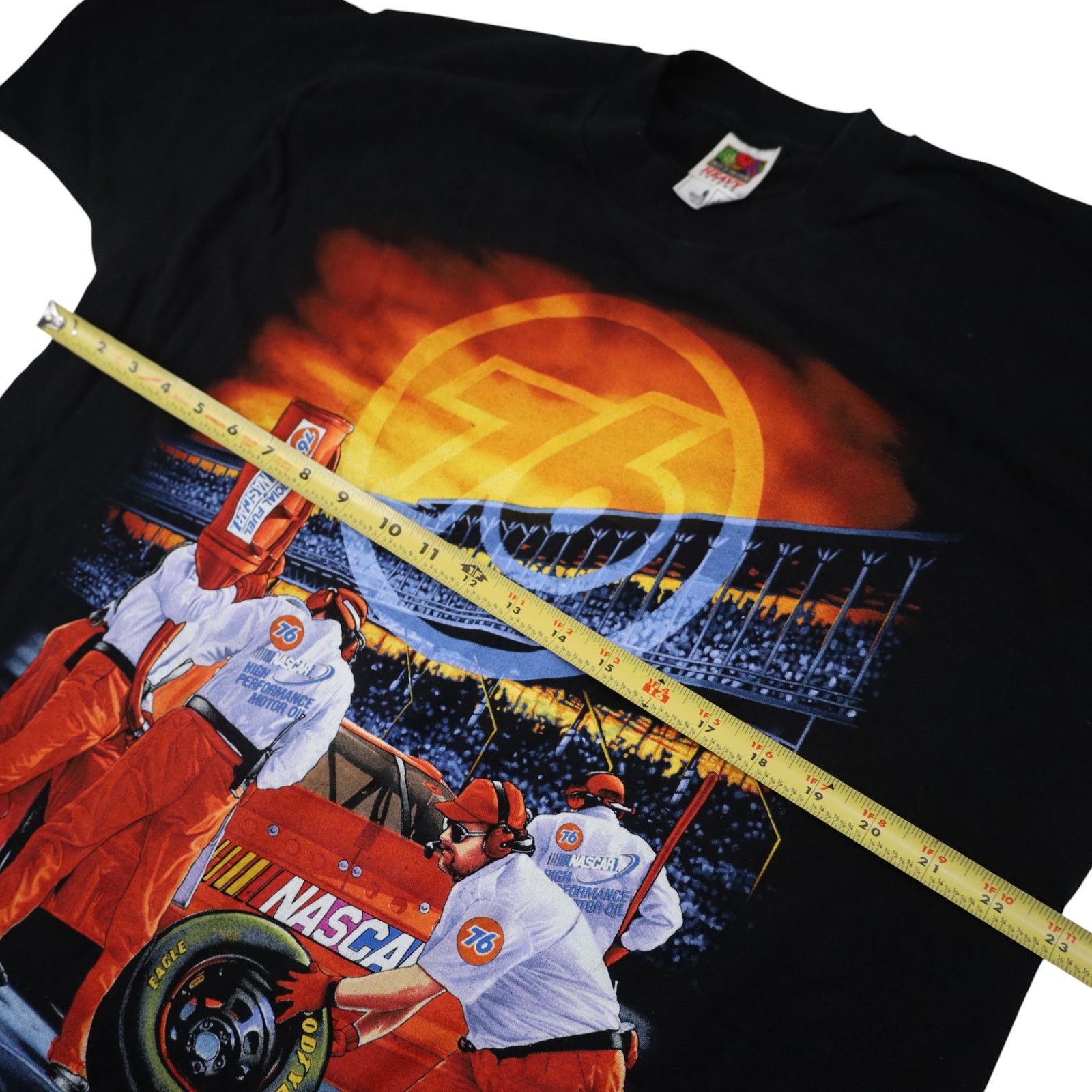 NASCAR × Vintage Vintage Y2k 76 Motor Oil Nascar Graphic T Shirt Size US XL / EU 56 / 4 - 7 Thumbnail