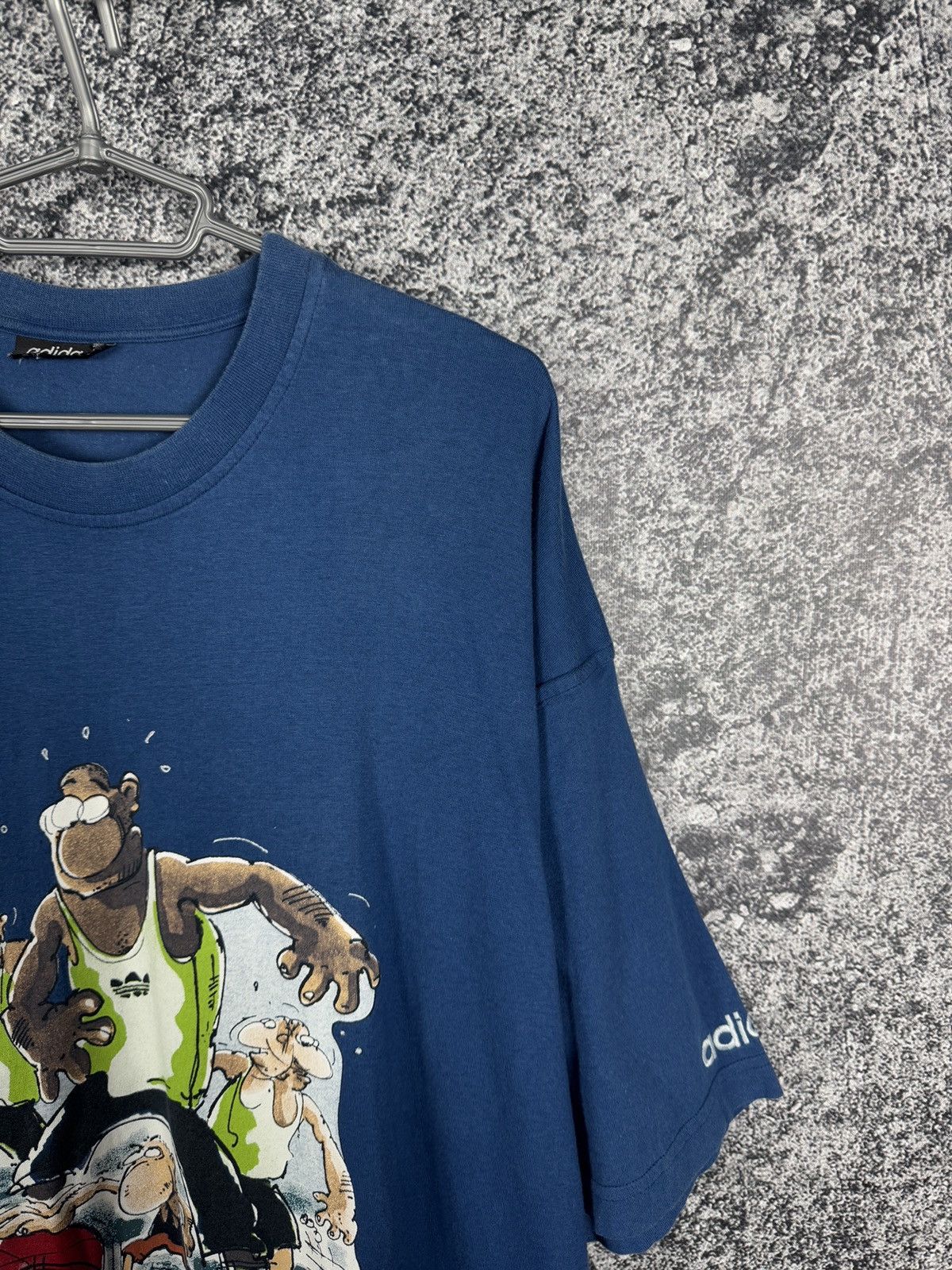 Adidas Adidas Vintage Basketball Graphic T-Shirt Rare Logo 90s XXL Size US XXL / EU 58 / 5 - 2 Thumbnail