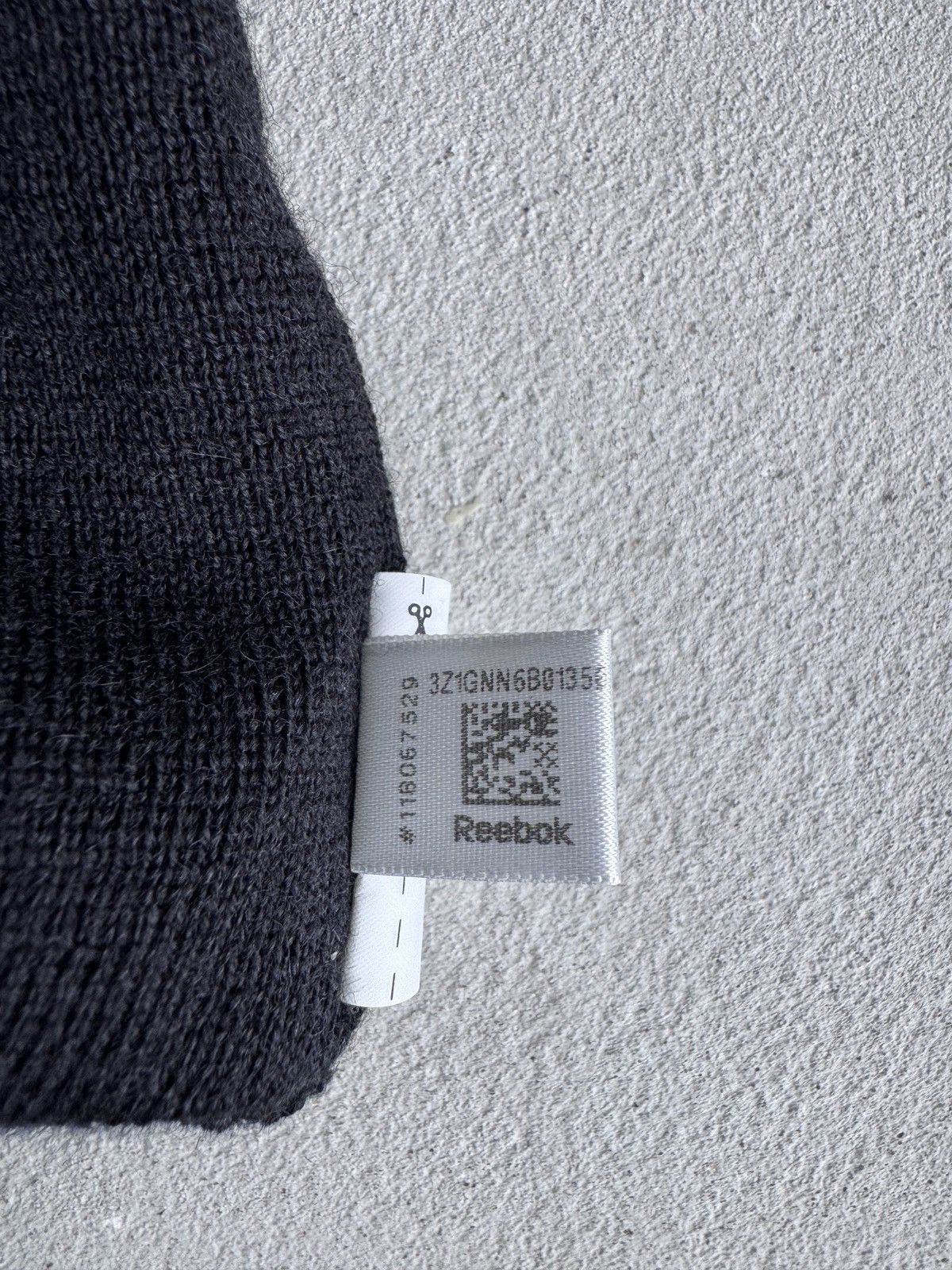 Reebok × Vetements Vetements black beanie Size ONE SIZE - 4 Thumbnail