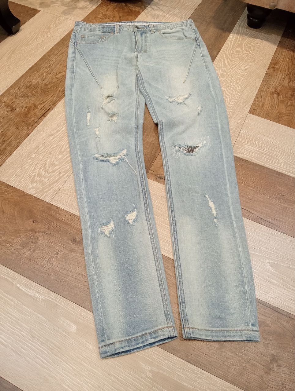 Number (N)ine NUMBER NINE JAPAN DISTRESSED LIGHT BLUE STRETCH DENIM PANTS Size US 30 / EU 46 - 3 Thumbnail