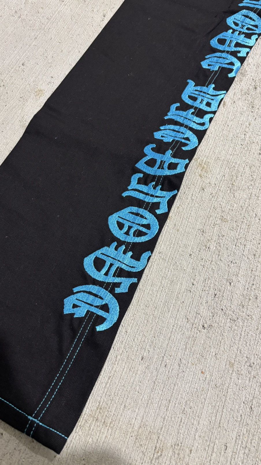 Vlone Vlone Old English Denim Size US 36 / EU 52 - 4 Thumbnail