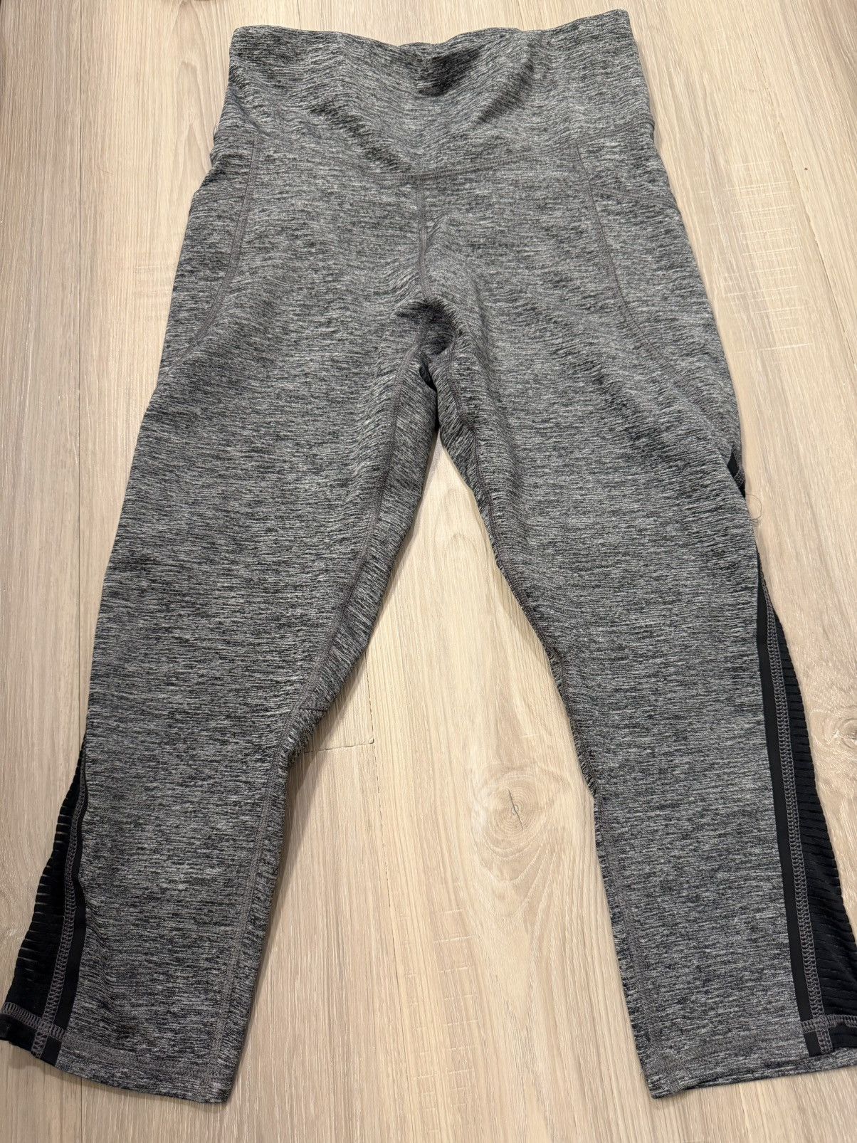 Champion Champion (Size M) Size 30" / US 8 / IT 44 - 6 Thumbnail