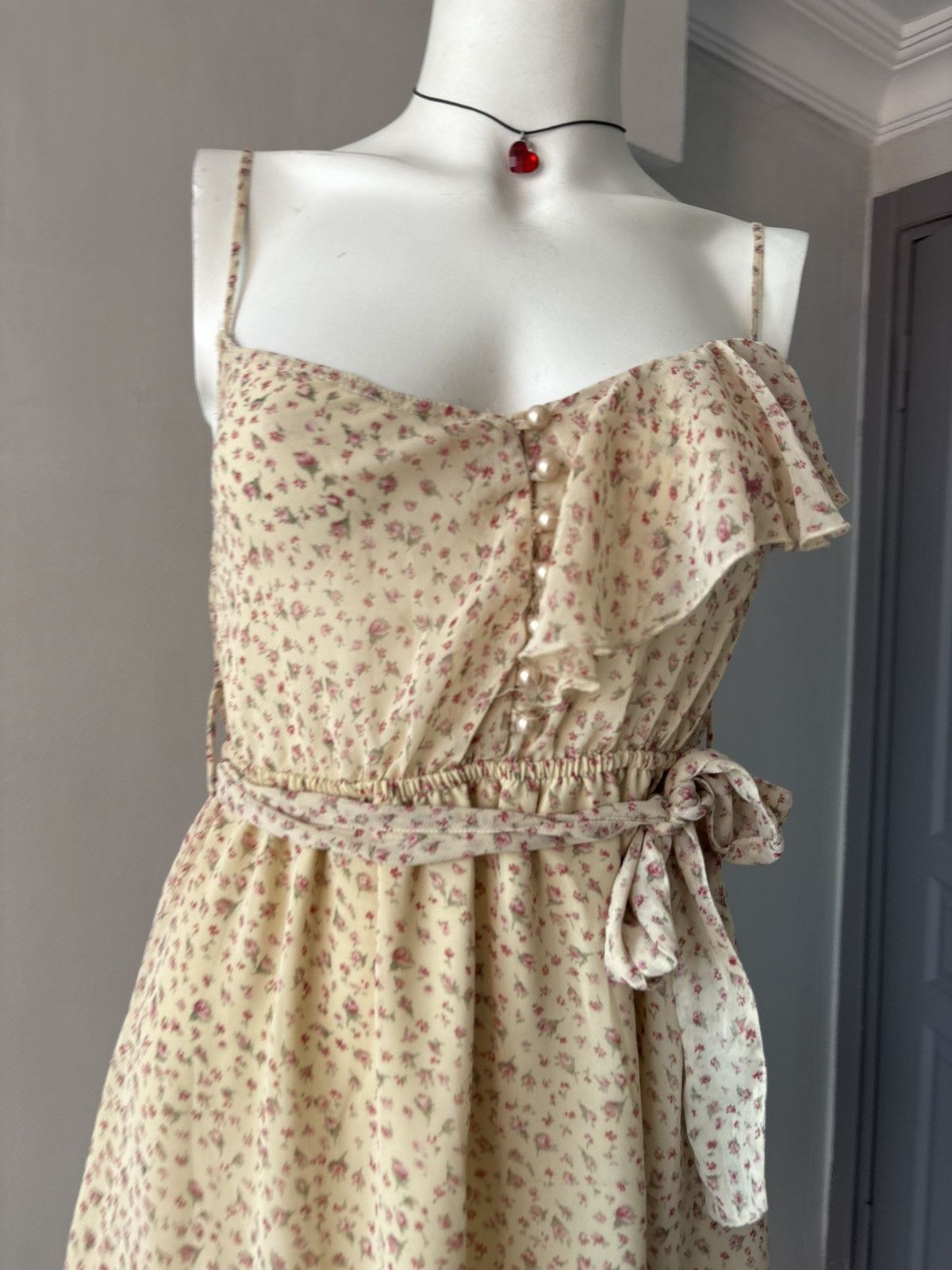 Vintage Guess dress Size M / US 6-8 / IT 42-44 - 15 Thumbnail