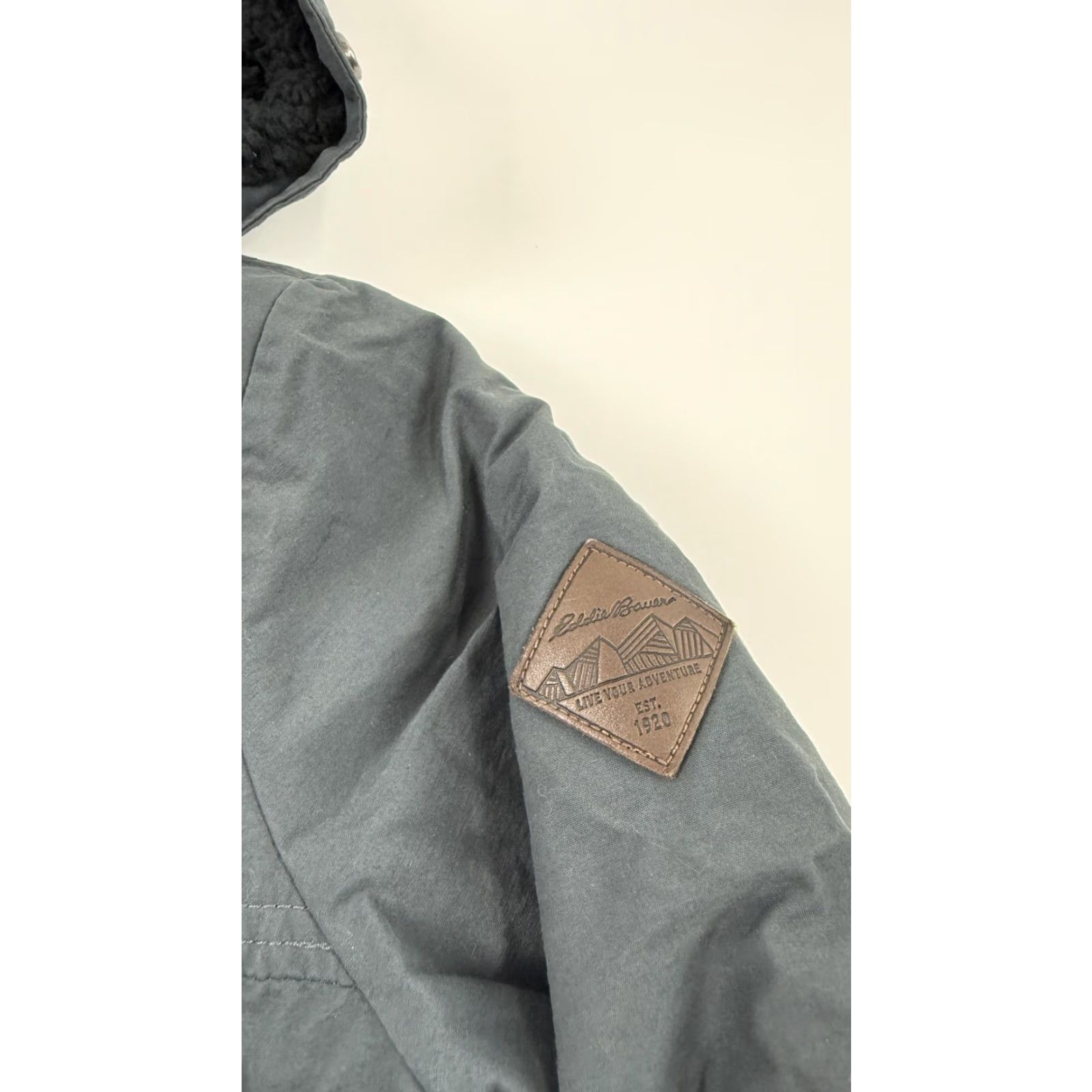 Eddie Bauer Eddie Bauer Coat Womens Medium Gray Hooded Insulated Parka Sherpa Lined Warm Size M / US 6-8 / IT 42-44 - 5 Thumbnail