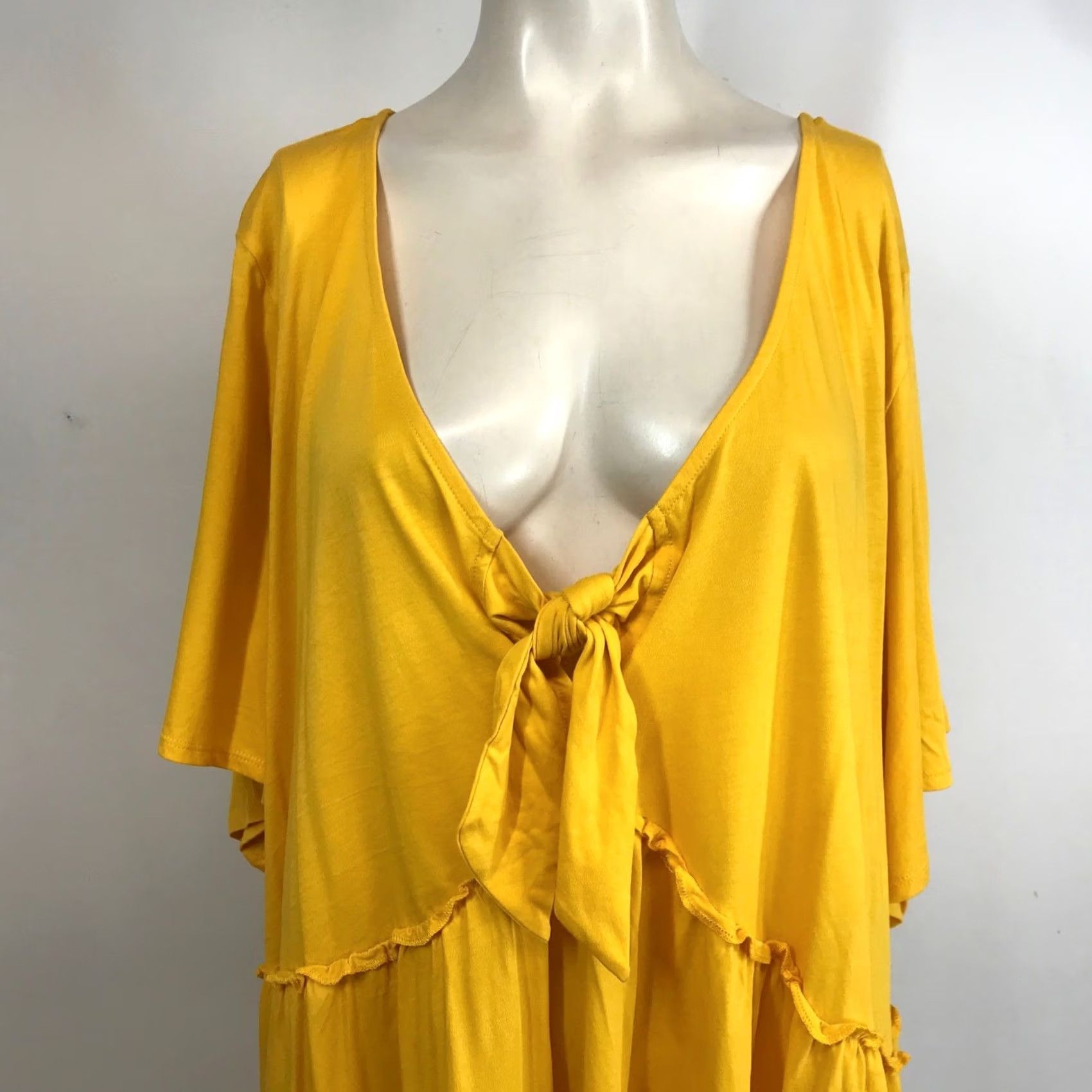 Torrid VINTAGE? No. Size S / US 4 / IT 40 - 2 Thumbnail
