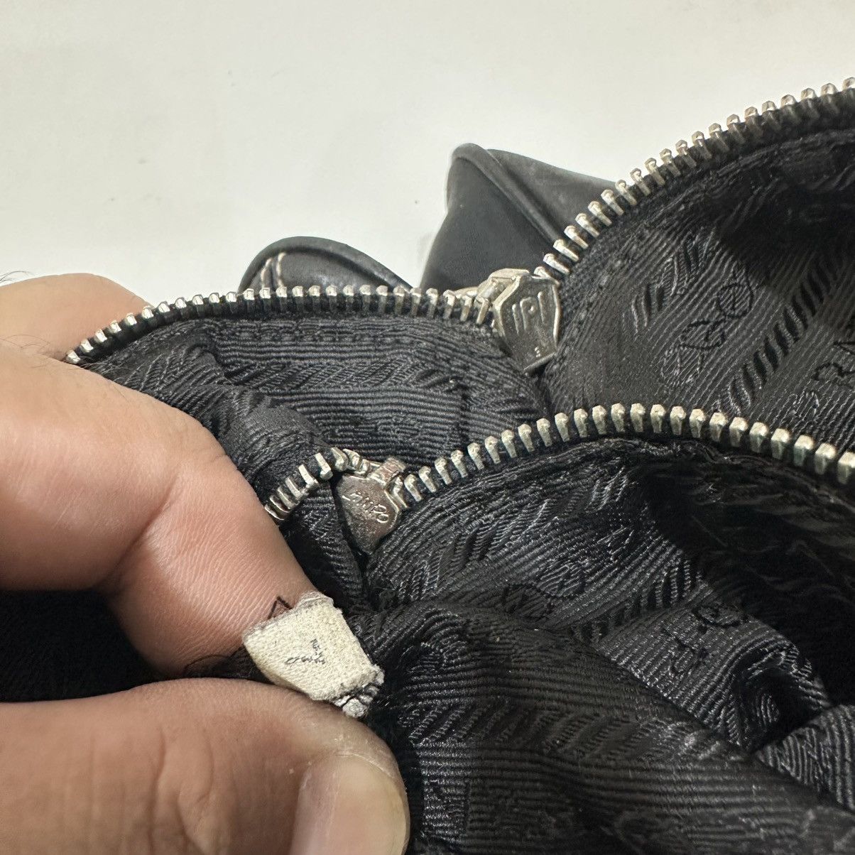 Prada ‼️LASTDROP‼️ AUTHENTIC PRADA TESSUTO BAGUETTE SHOULDER BAG Size ONE SIZE - 14 Thumbnail