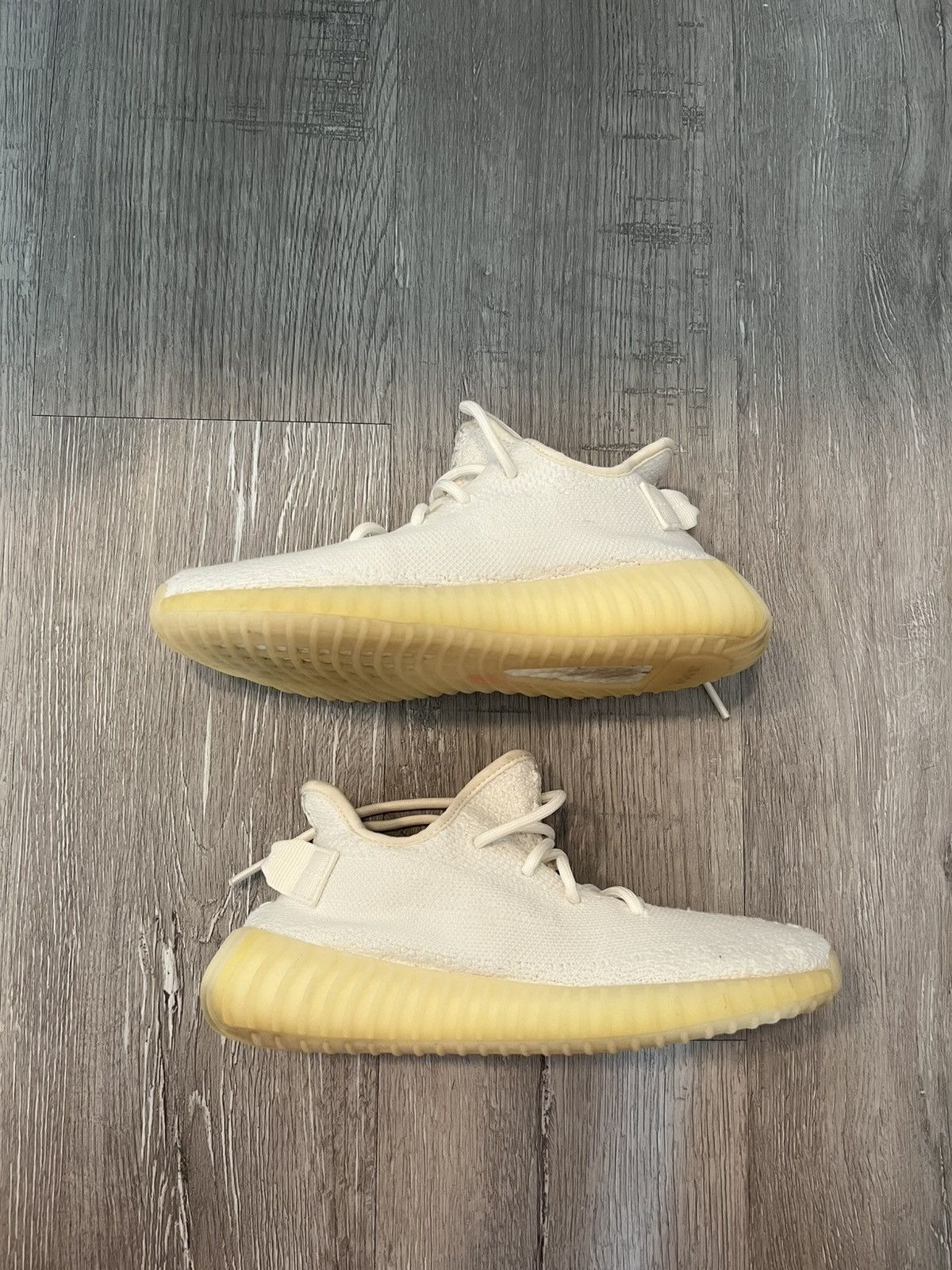 Yeezy Yeezy’s for sale Size US 7 / IT 37 - 2 Thumbnail