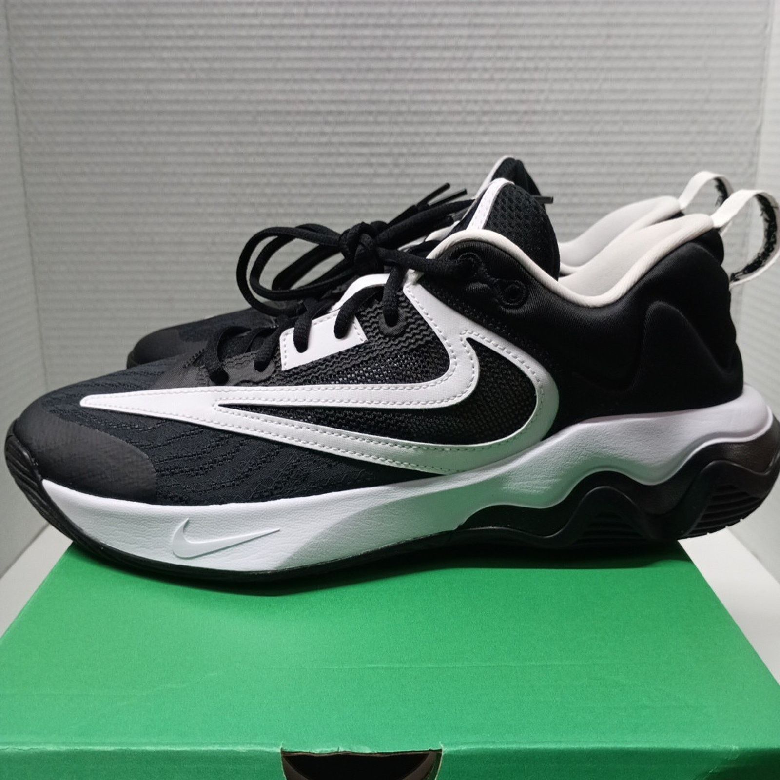 Nike Nike Giannis Immortality 3 Shoes Mens Size 9.5 White/Black Size US 9.5 / EU 42-43 - 4 Thumbnail