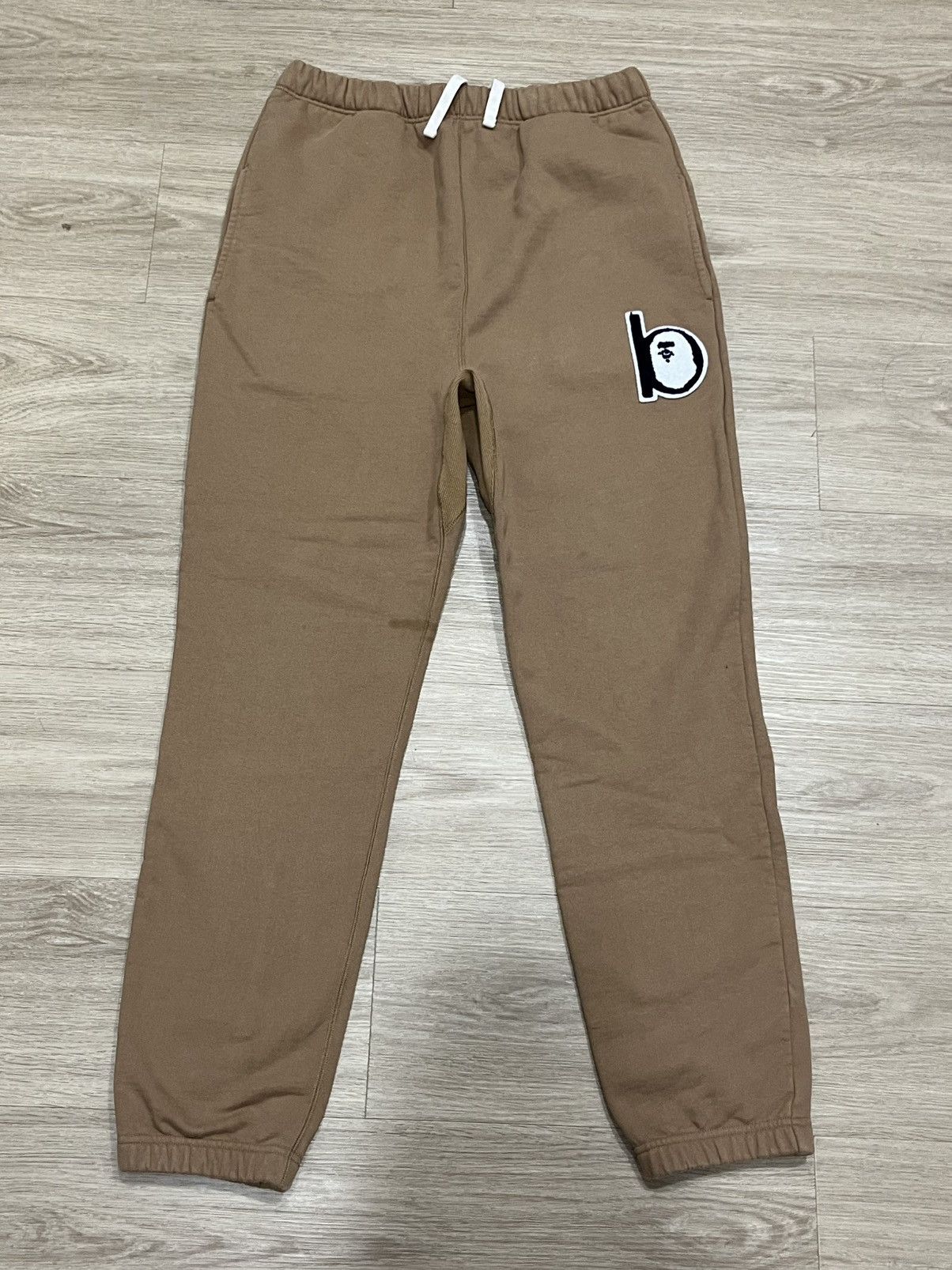 Bape A Bathing Ape Bape Brown Sweatpants Joggers Mens Size Medium Size US 30 / EU 46 - 1 Thumbnail