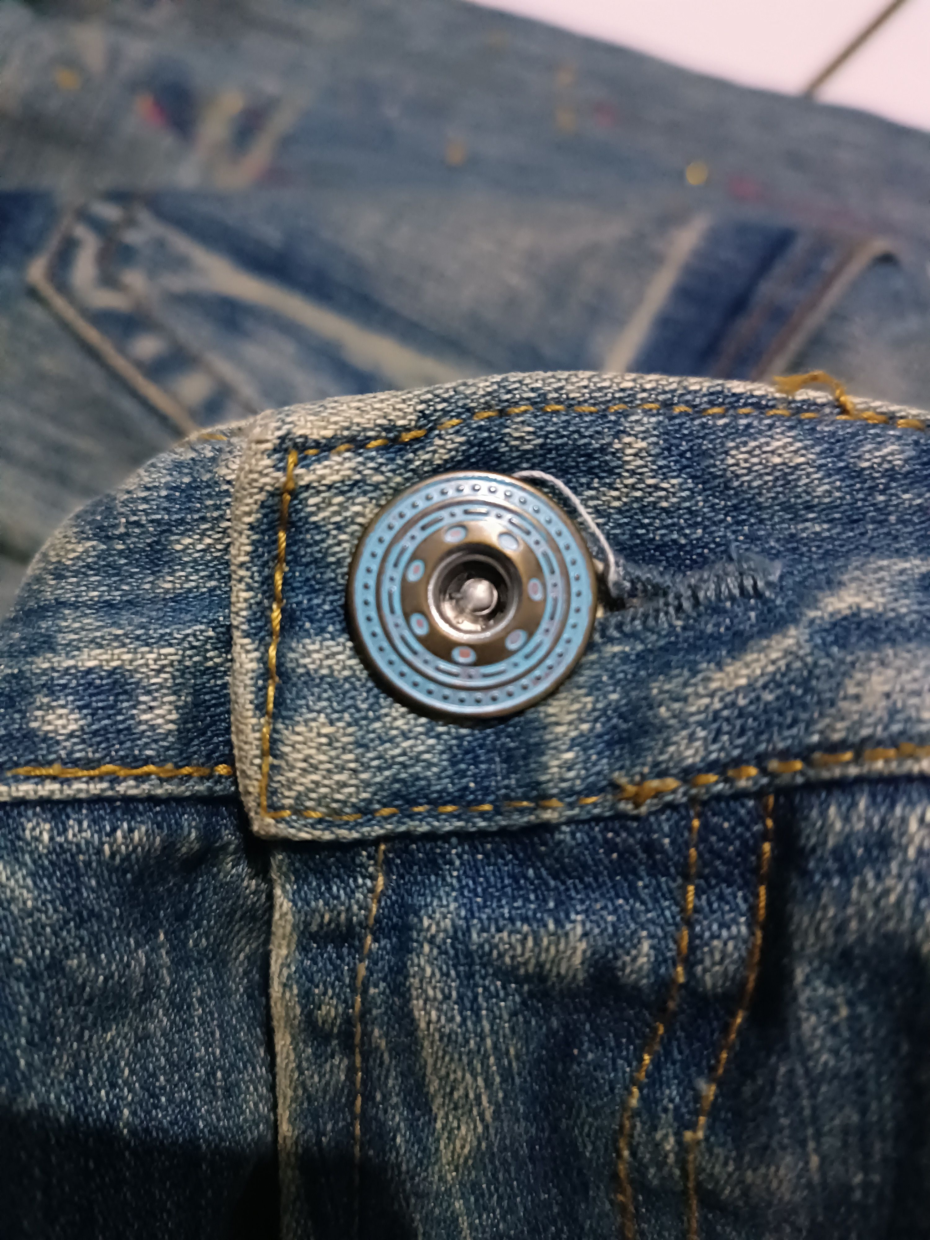 Japanese Brand × Vintage Distressed Denim Jeans Glitter Paint Hate War Size US 31 - 13 Thumbnail